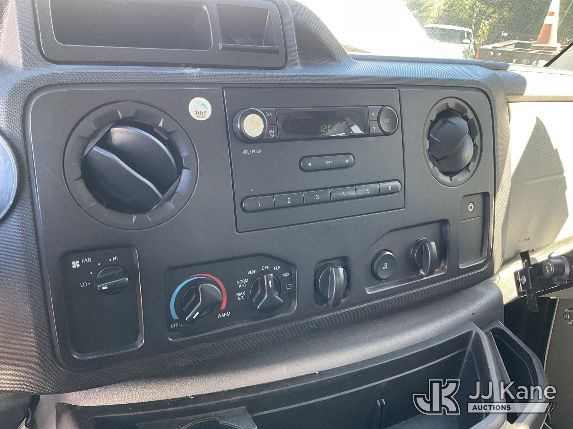 2013 Ford ECONOLINE