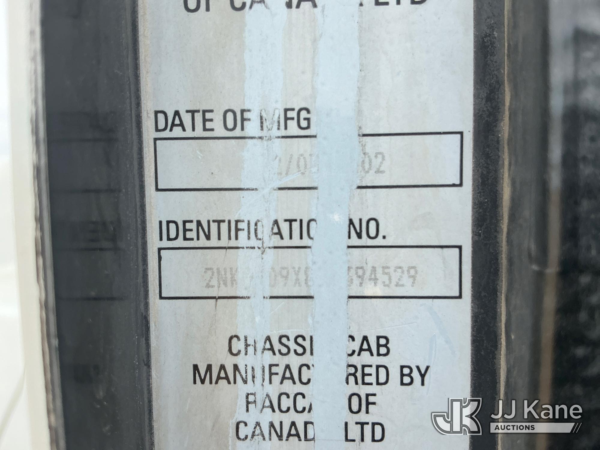2003 Kenworth T300