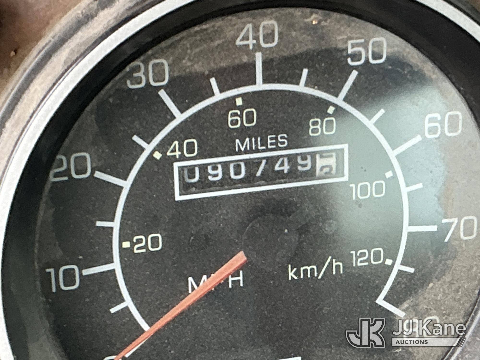2003 Kenworth T300