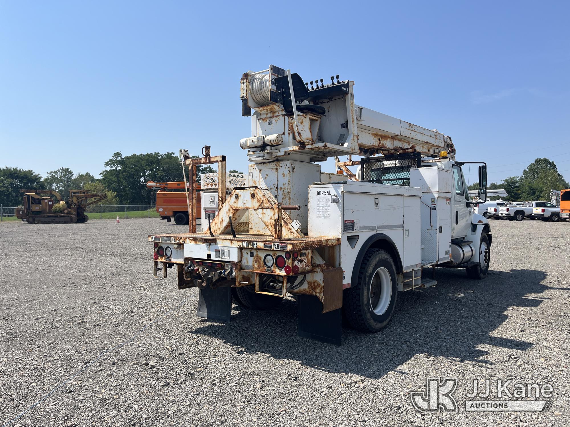 2004 International 4300