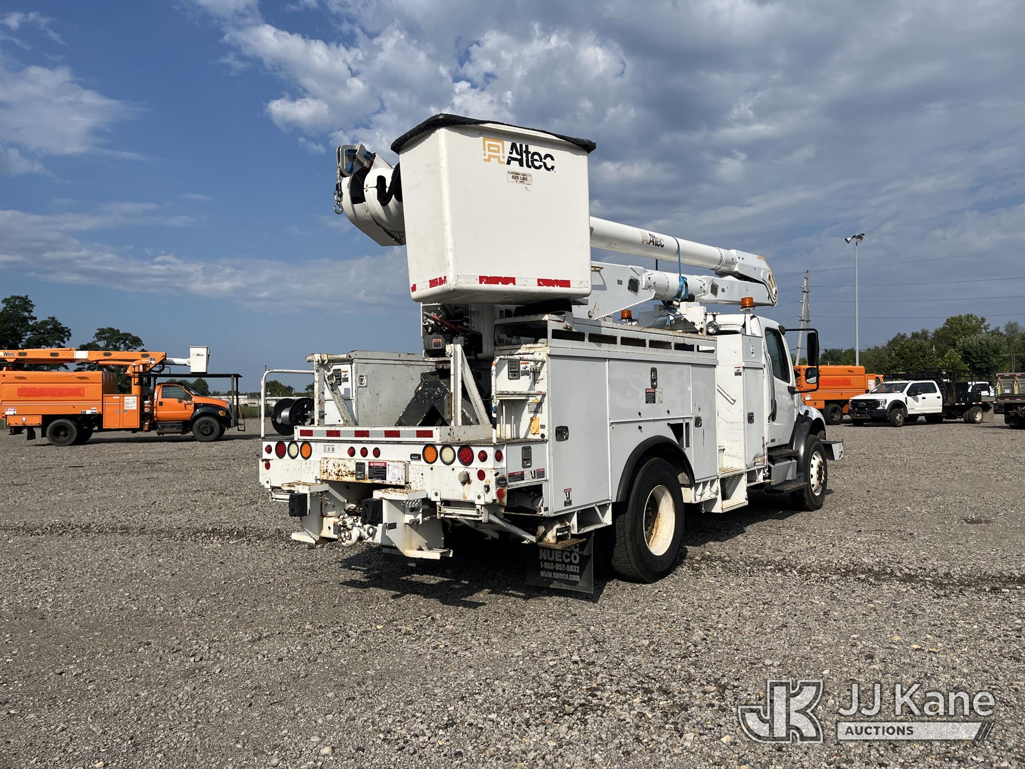 2012 Freightliner M2 106