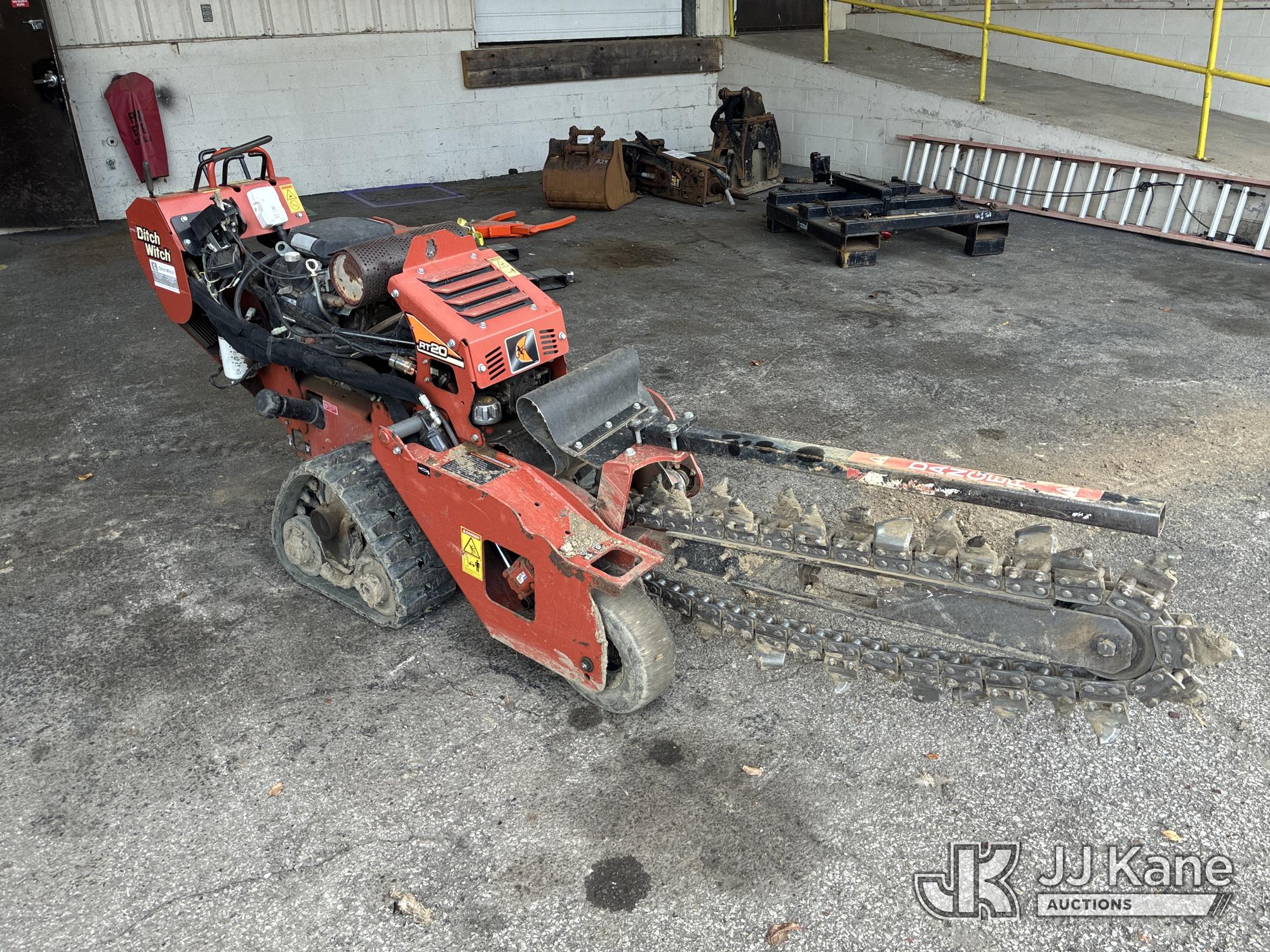 2015 Ditch Witch RT20