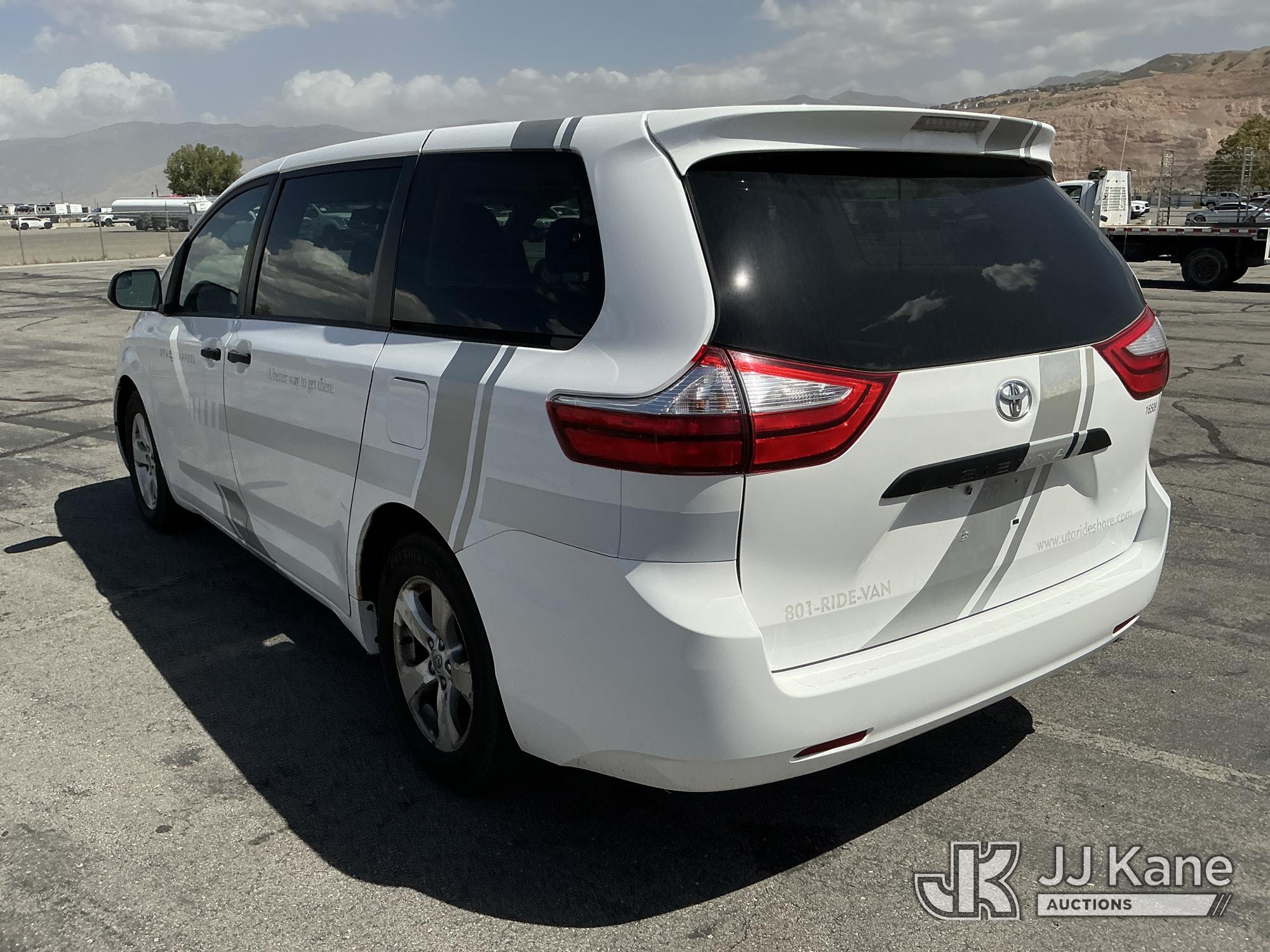 2016 Toyota Sienna