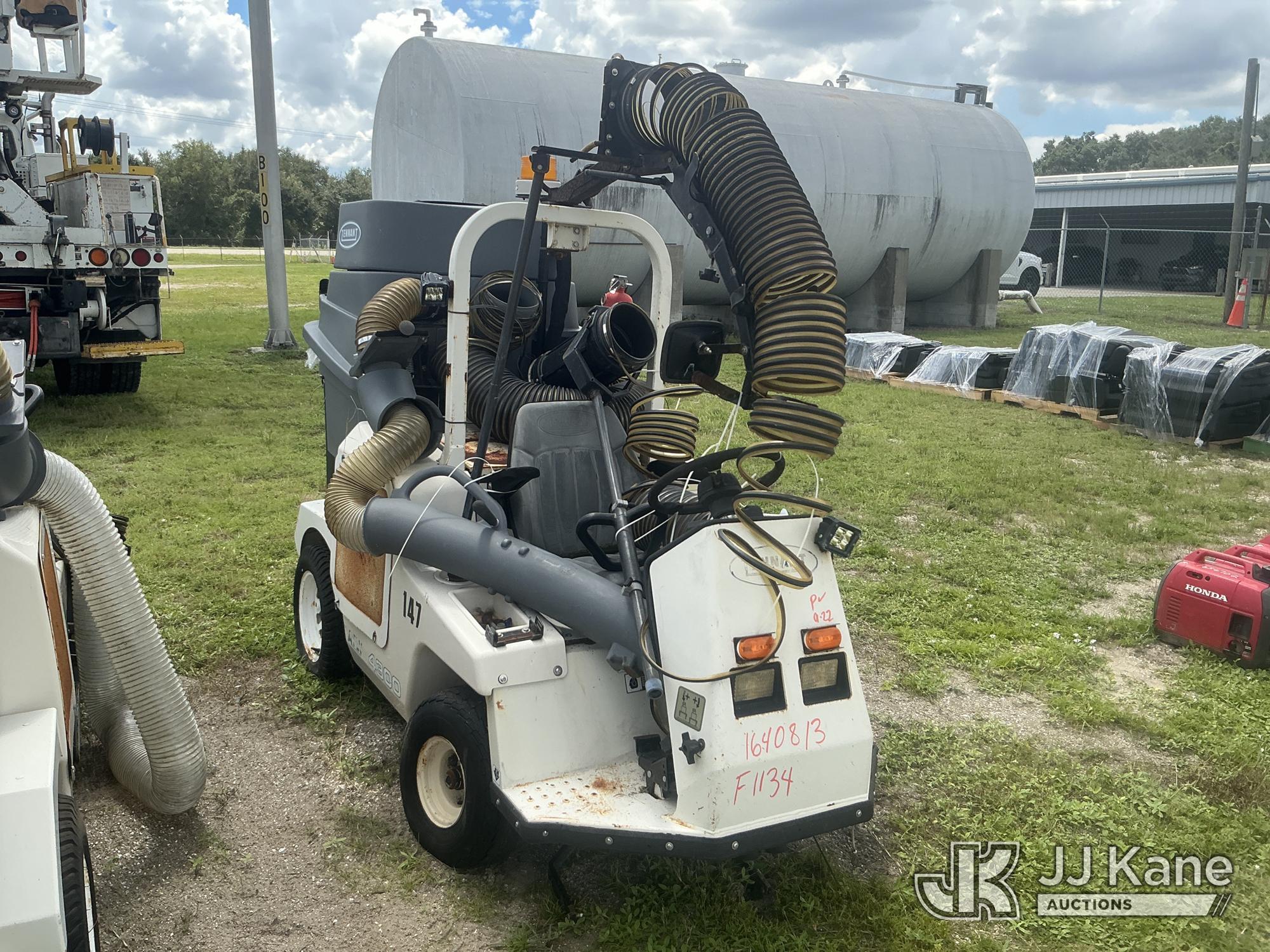 2016 Tennant  ATLV 4300