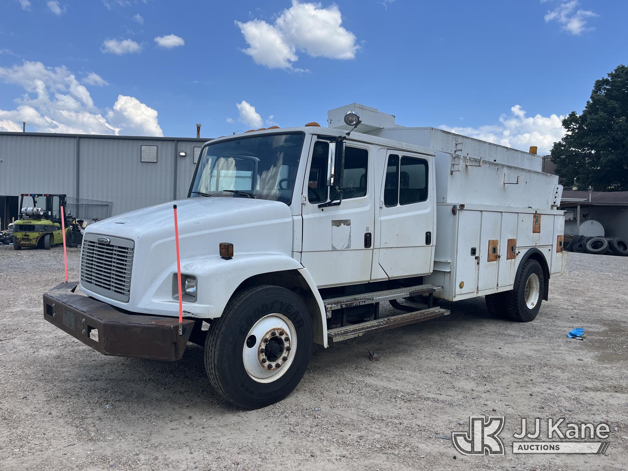Photo of 2003 Freightliner FL70