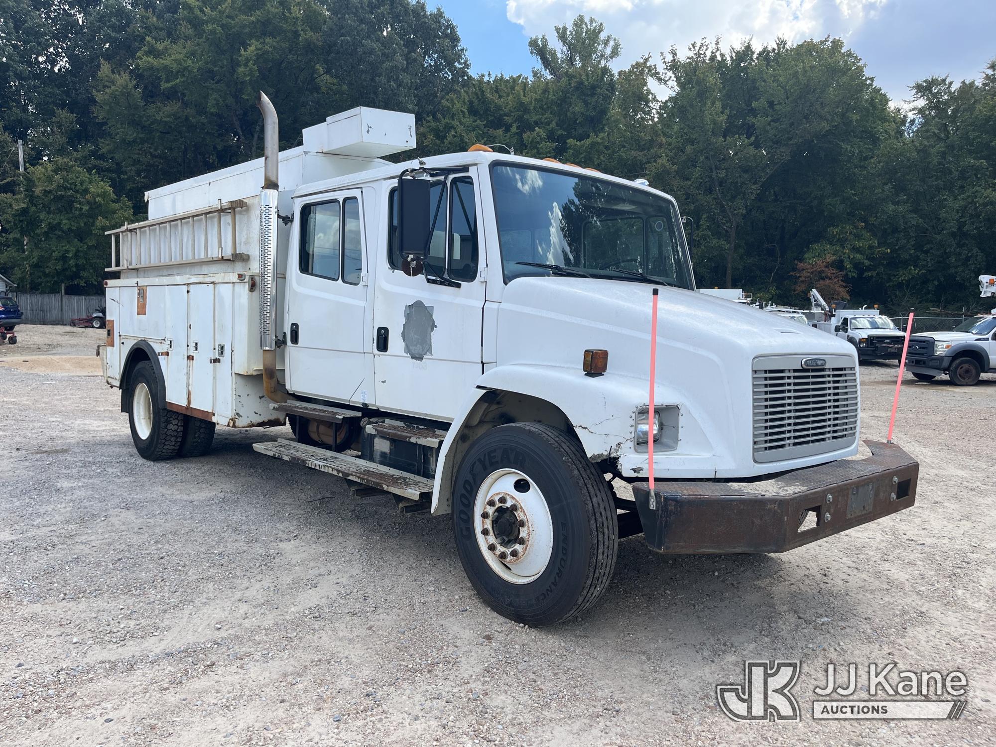 2003 Freightliner FL70