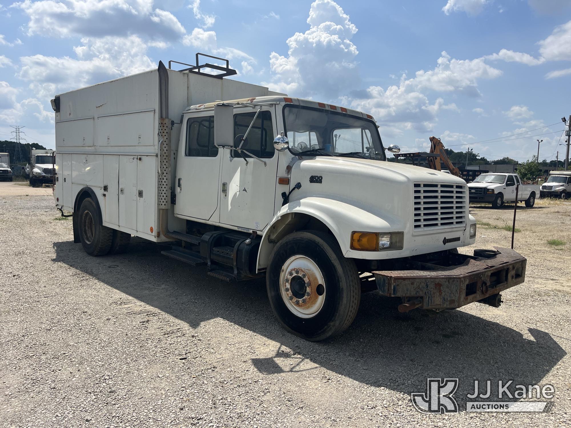 2002 International 4700