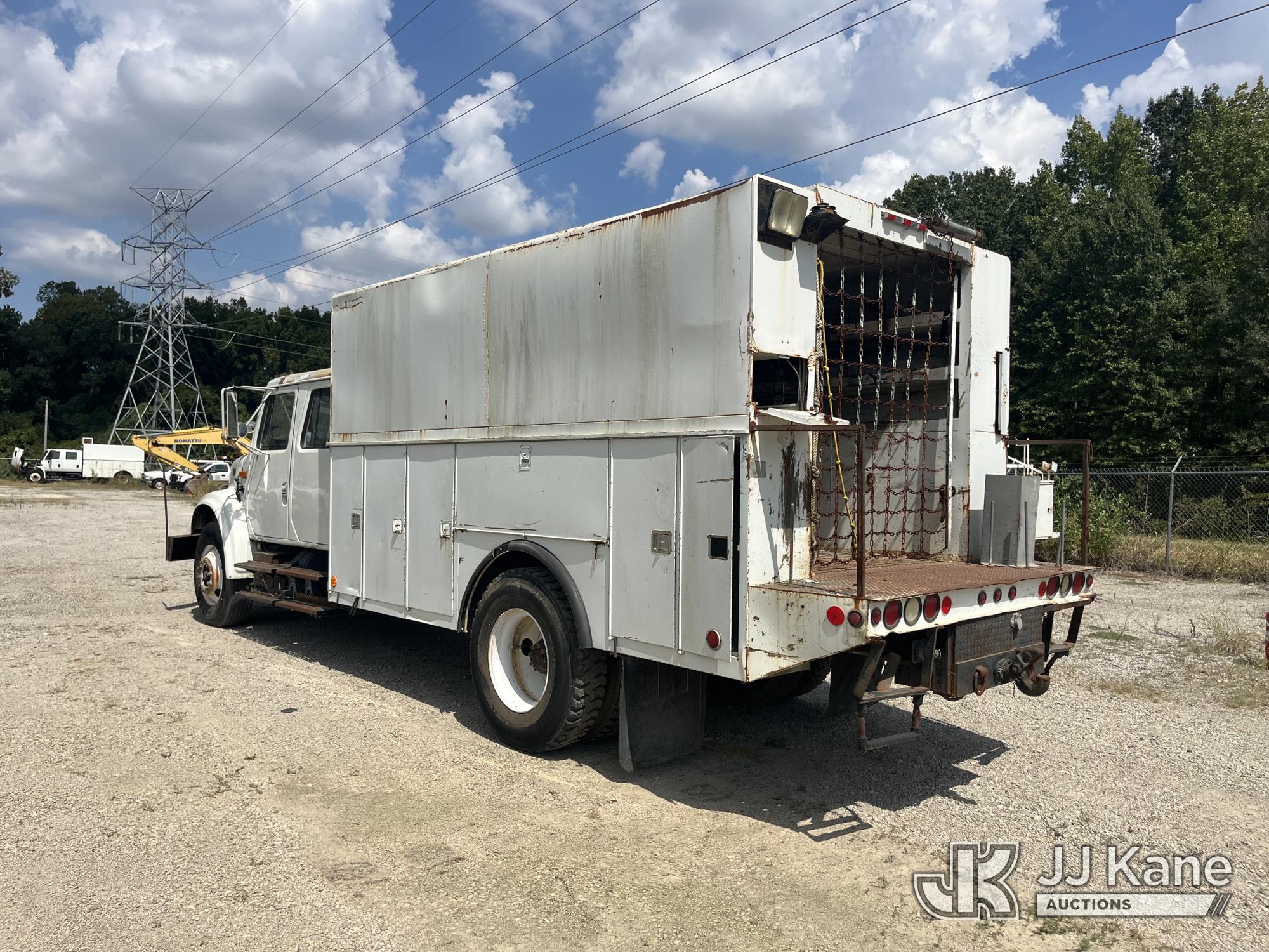 2002 International 4700