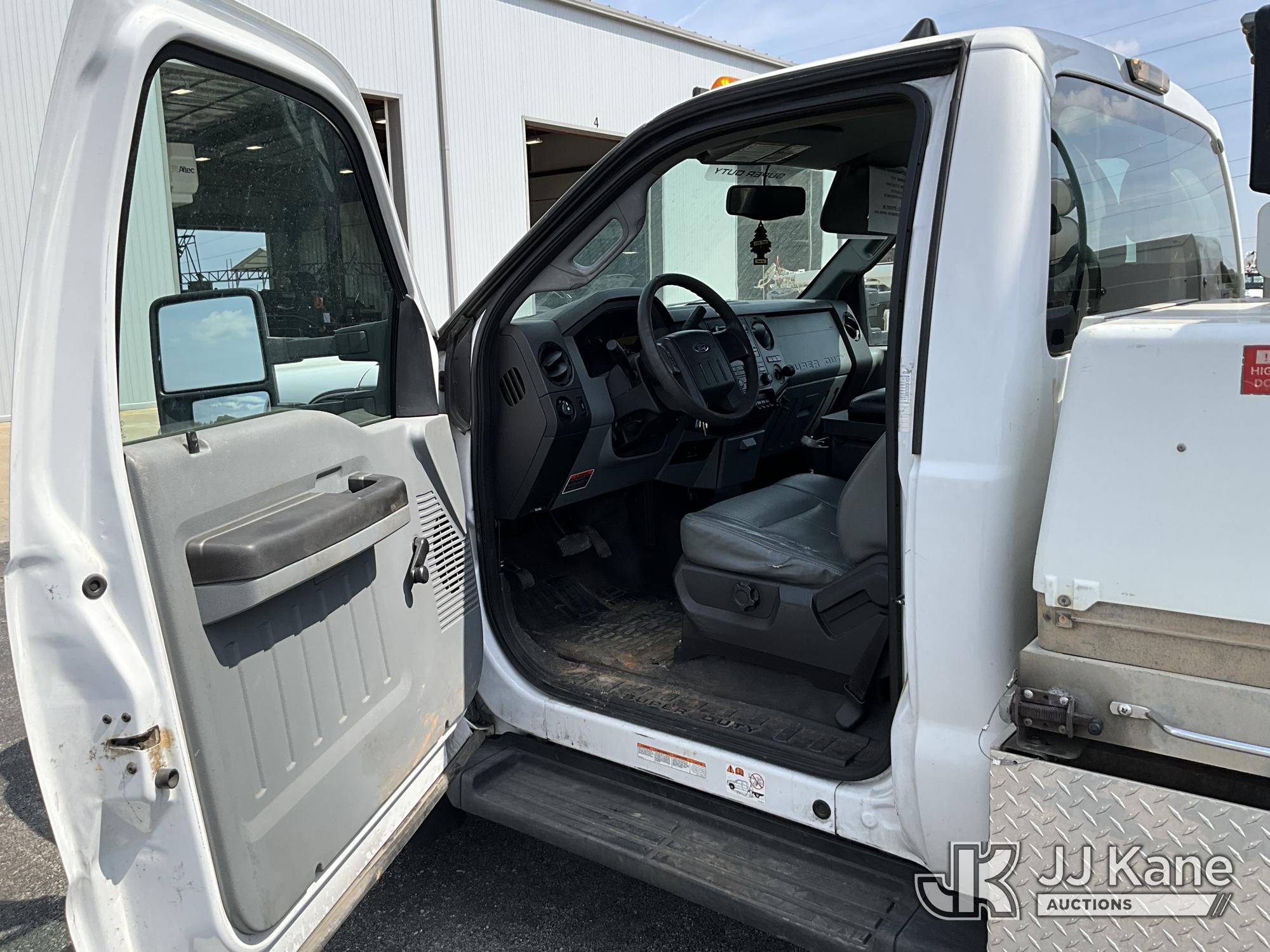 2013 Ford F-450 SD