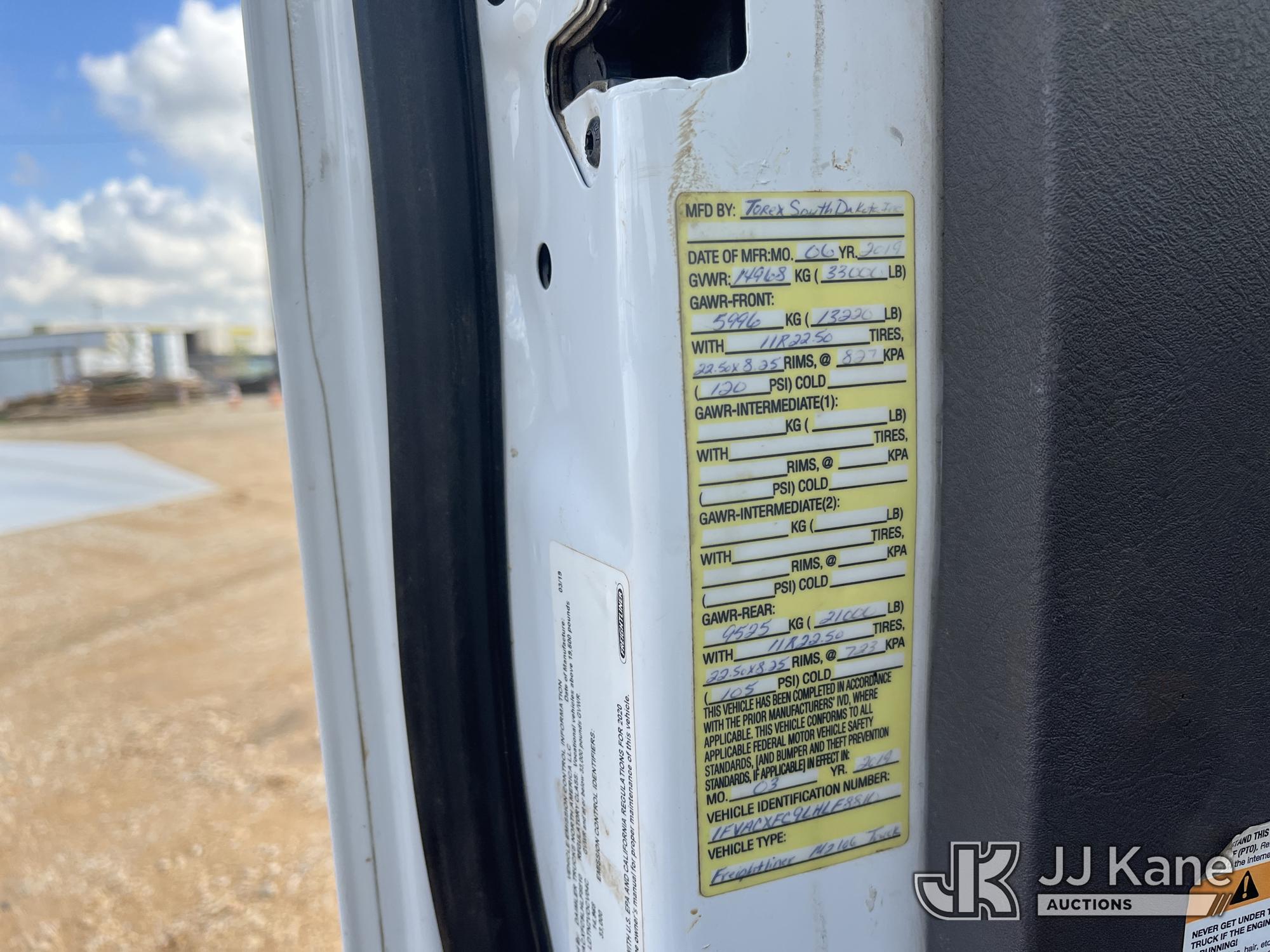 2020 Freightliner M2