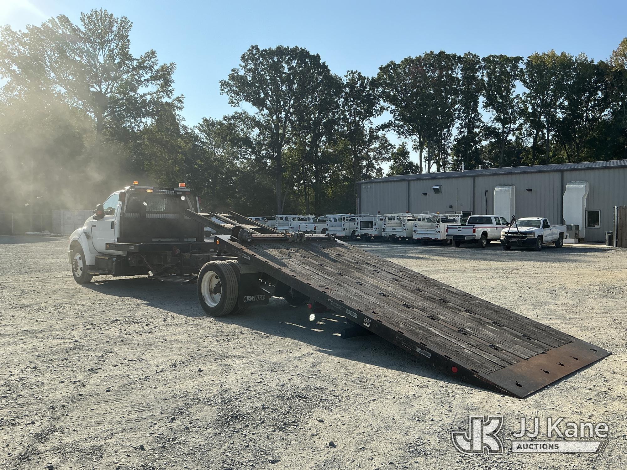 2013 Ford F650