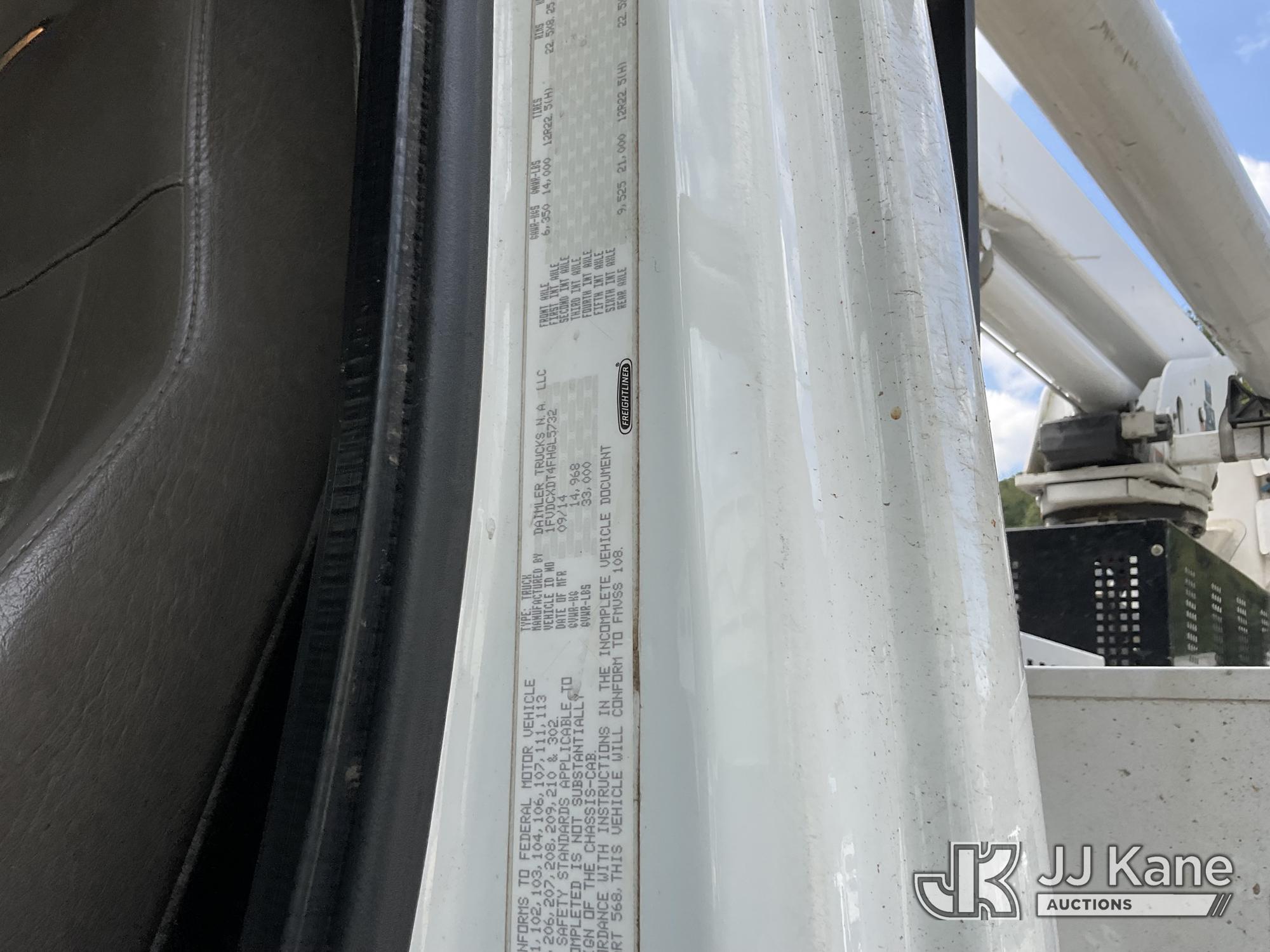 2015 Freightliner M2 106