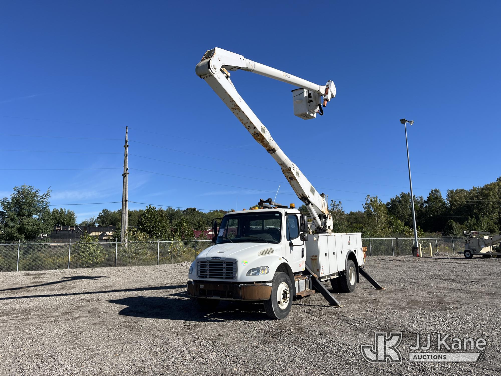 2013 Freightliner M2 106