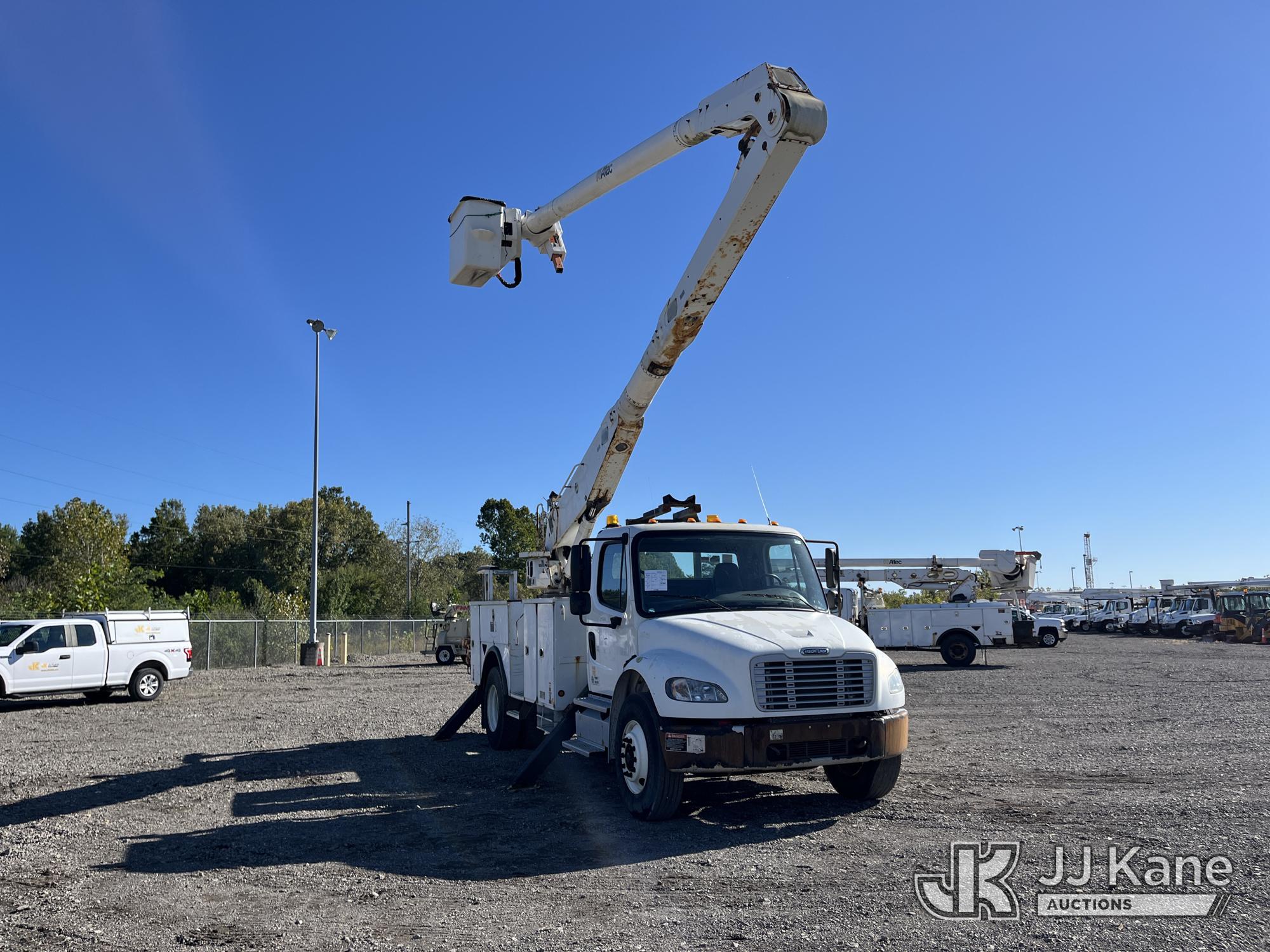 2013 Freightliner M2 106