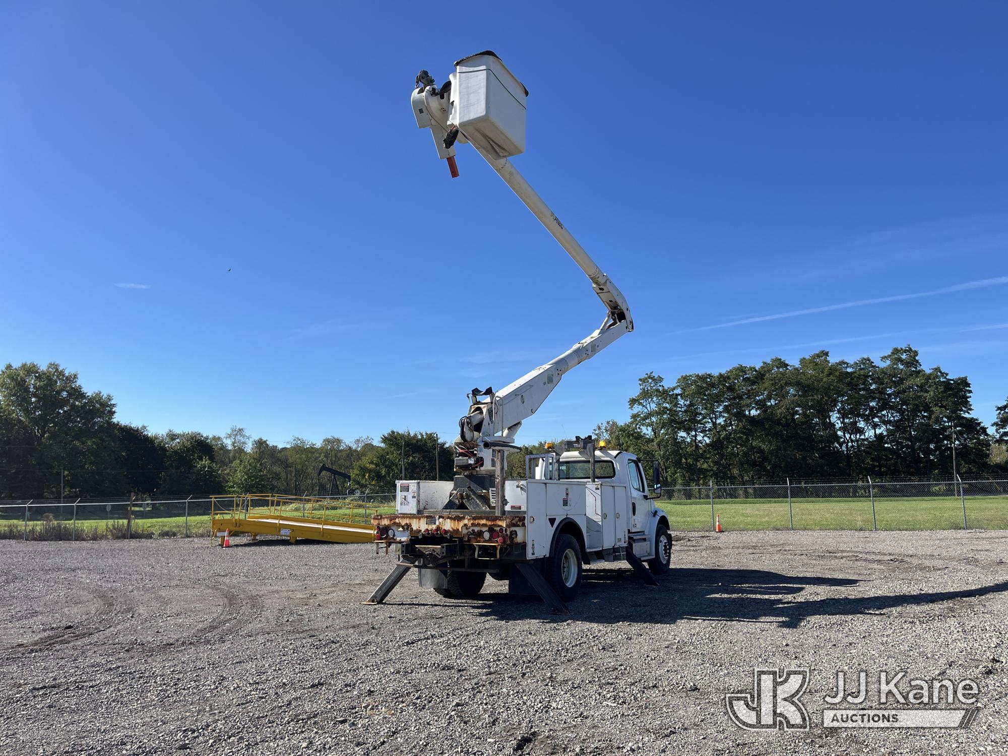 2013 Freightliner M2 106