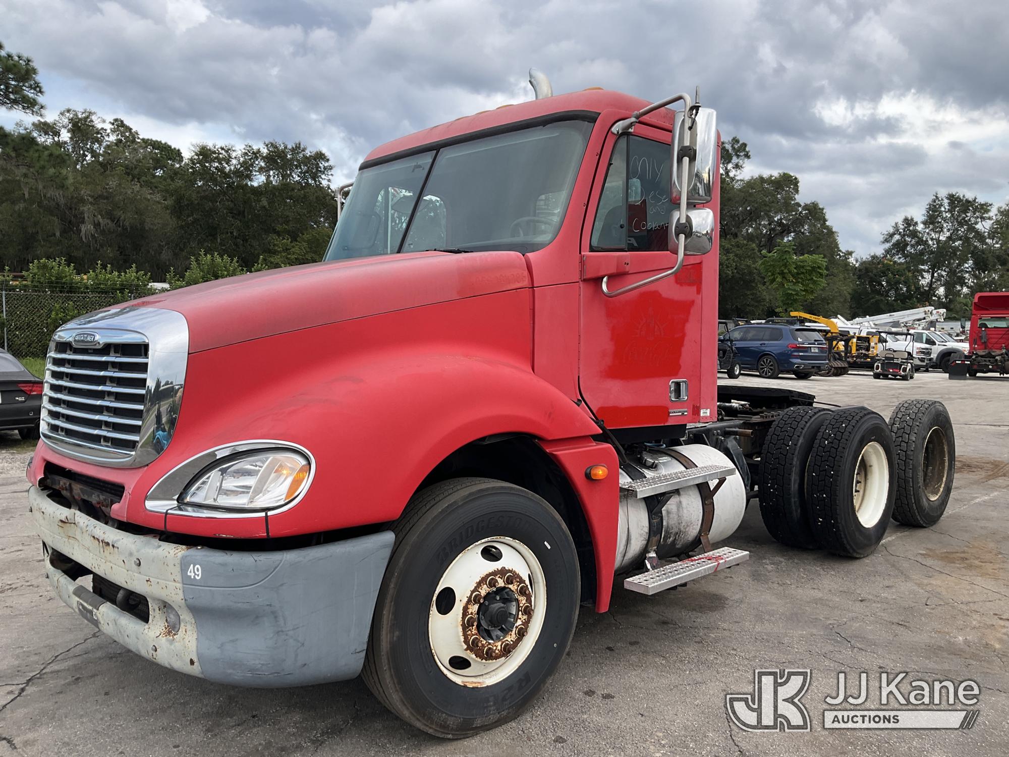 2006 Freightliner Columbia 120 T/A Truck Tractor (1641045)