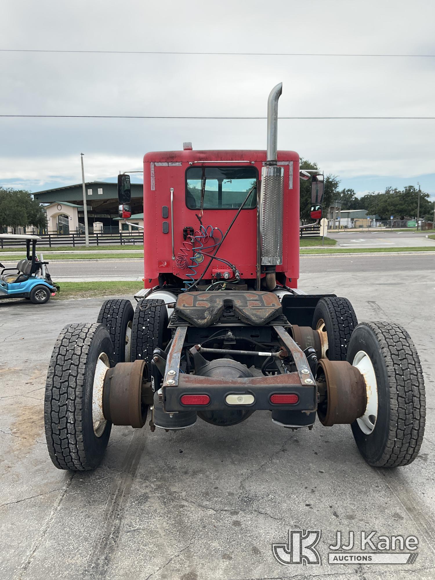 2006 Freightliner Columbia 120
