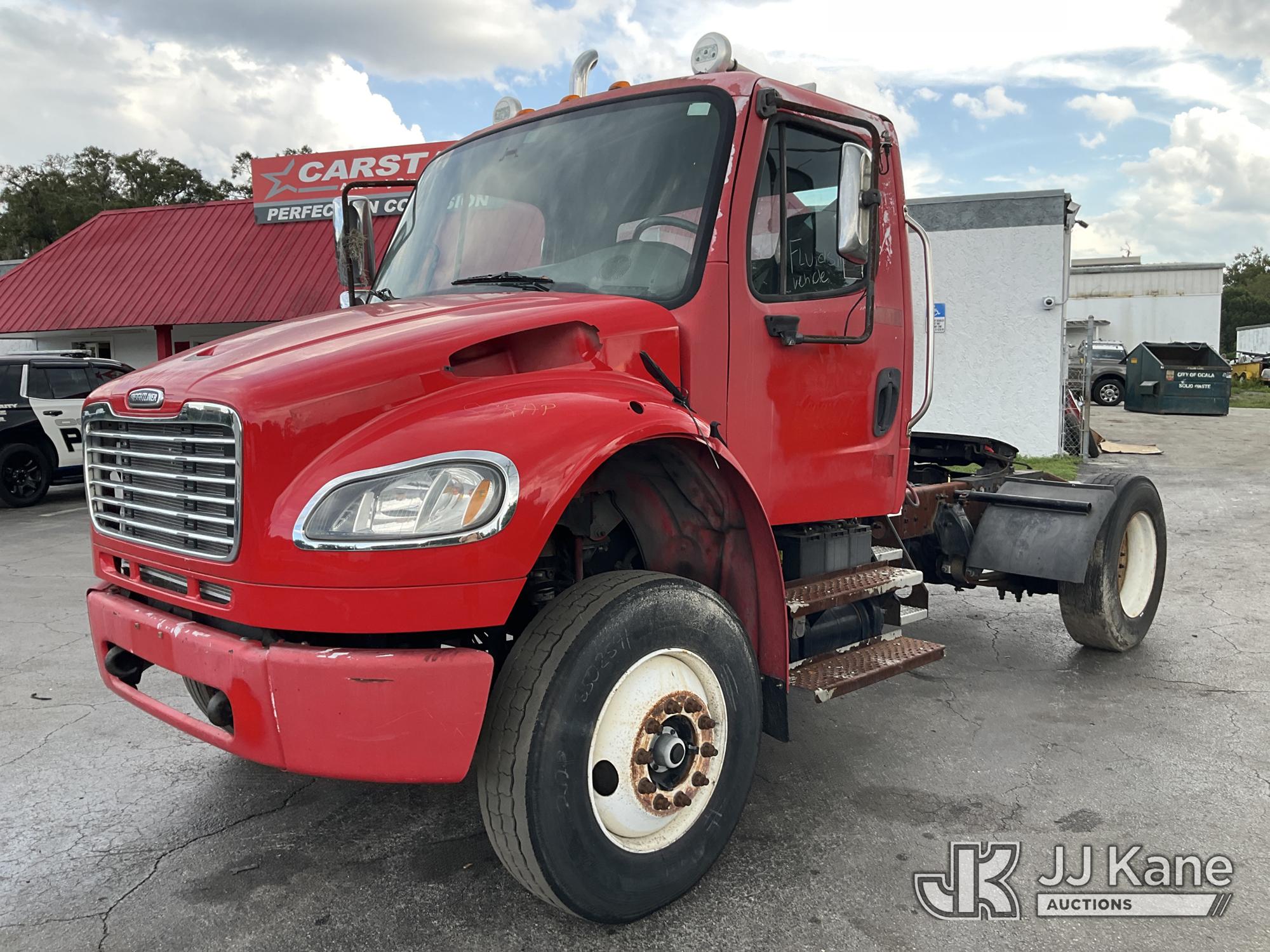 2007 Freightliner M2 106 Truck Tractor (1641047)