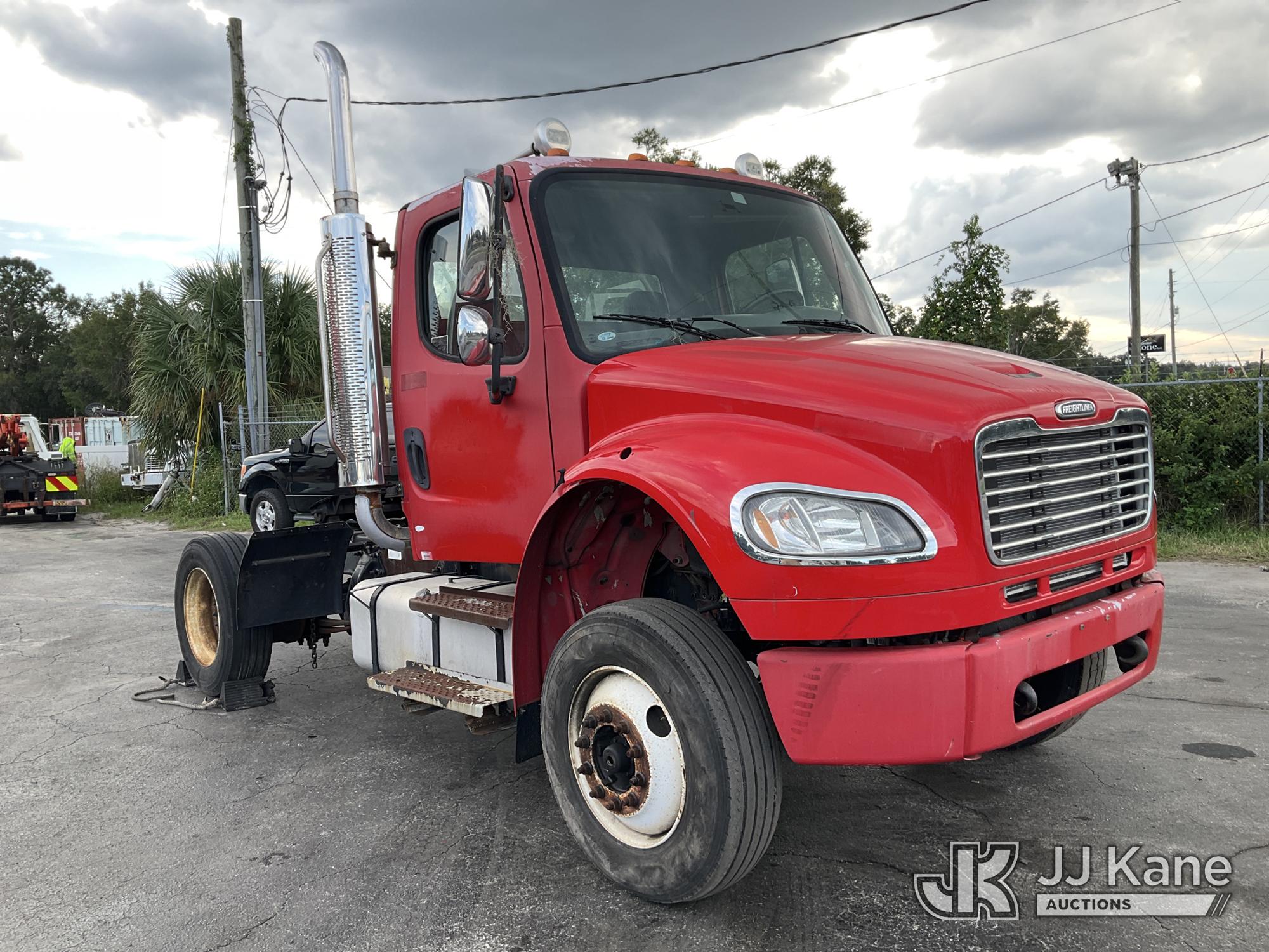 2007 Freightliner M2 106