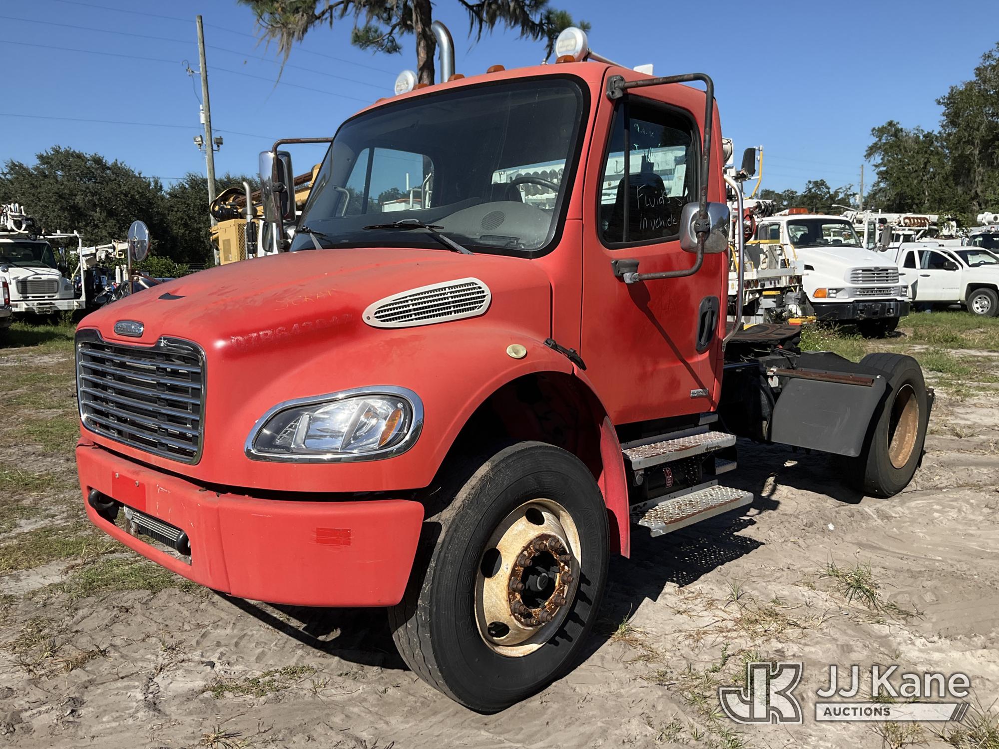 Photo of 2007 Freightliner M2 106
