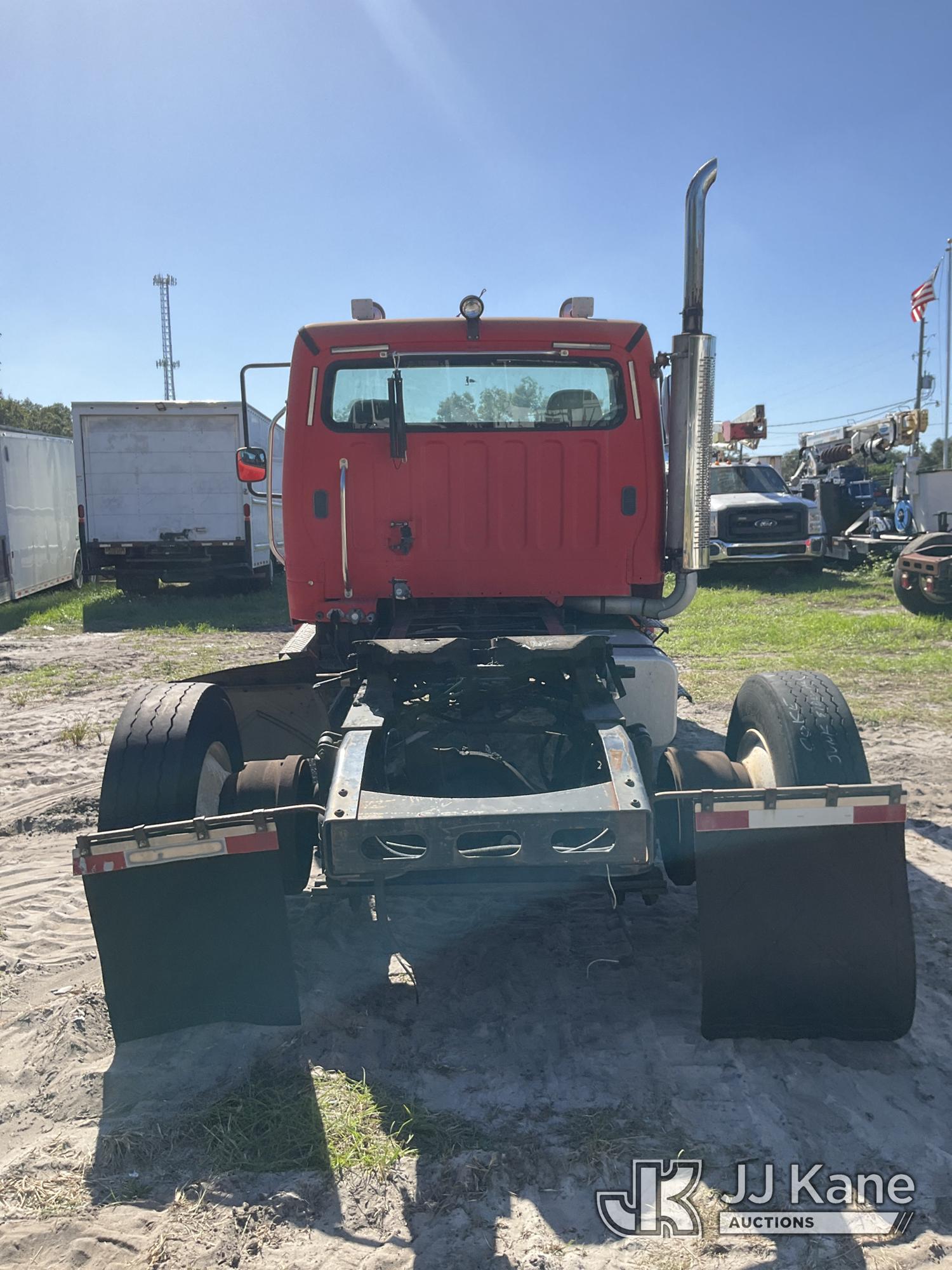 2007 Freightliner M2 106