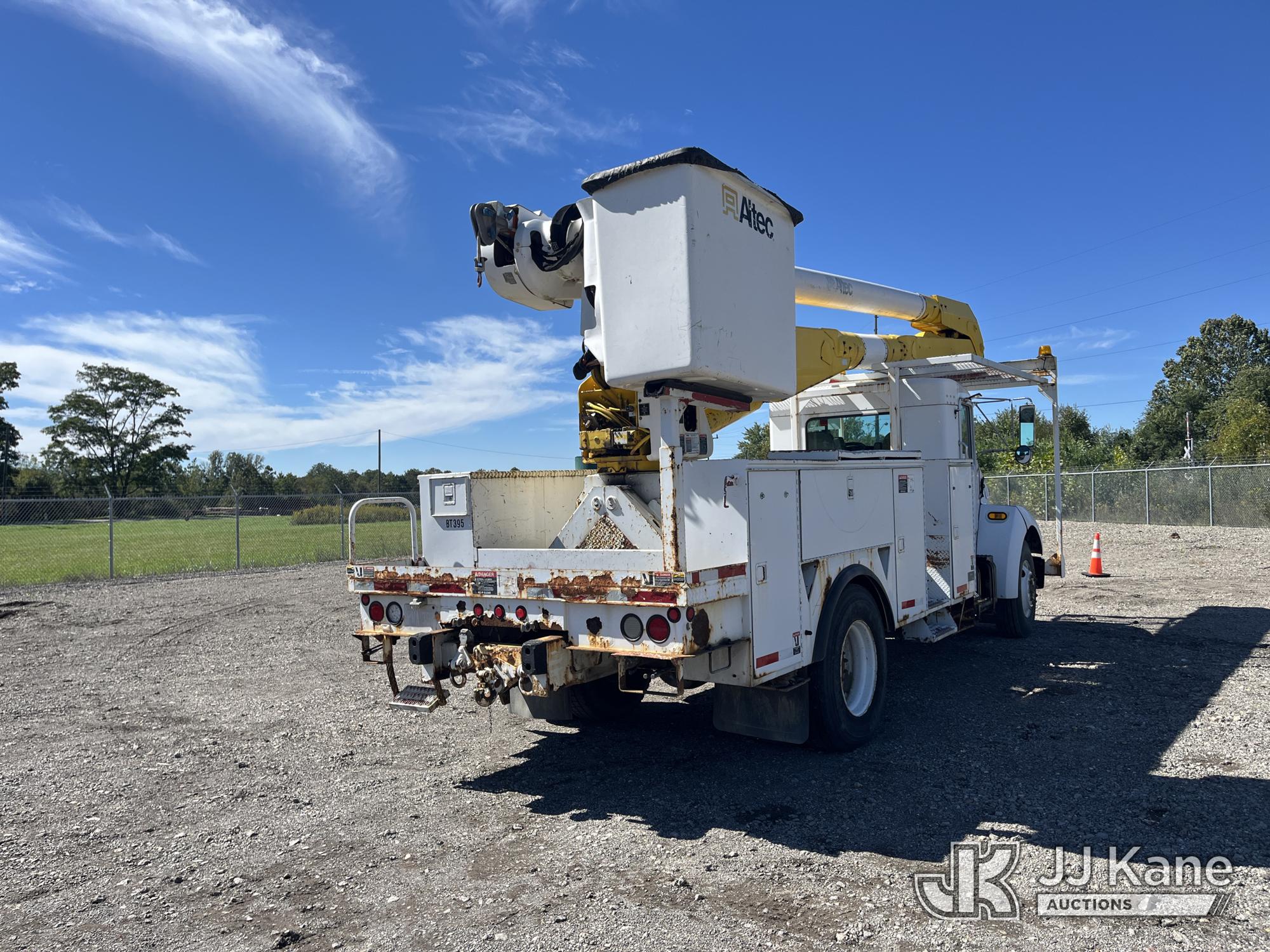 2005 Kenworth T300