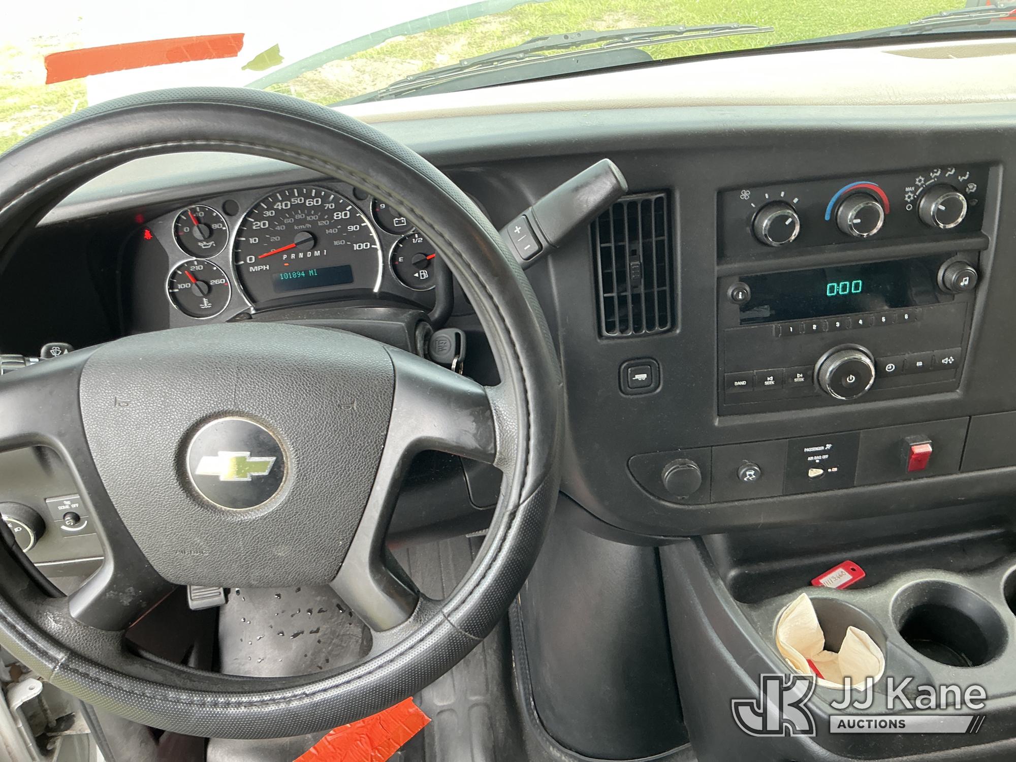 2011 Chevrolet Express G2500