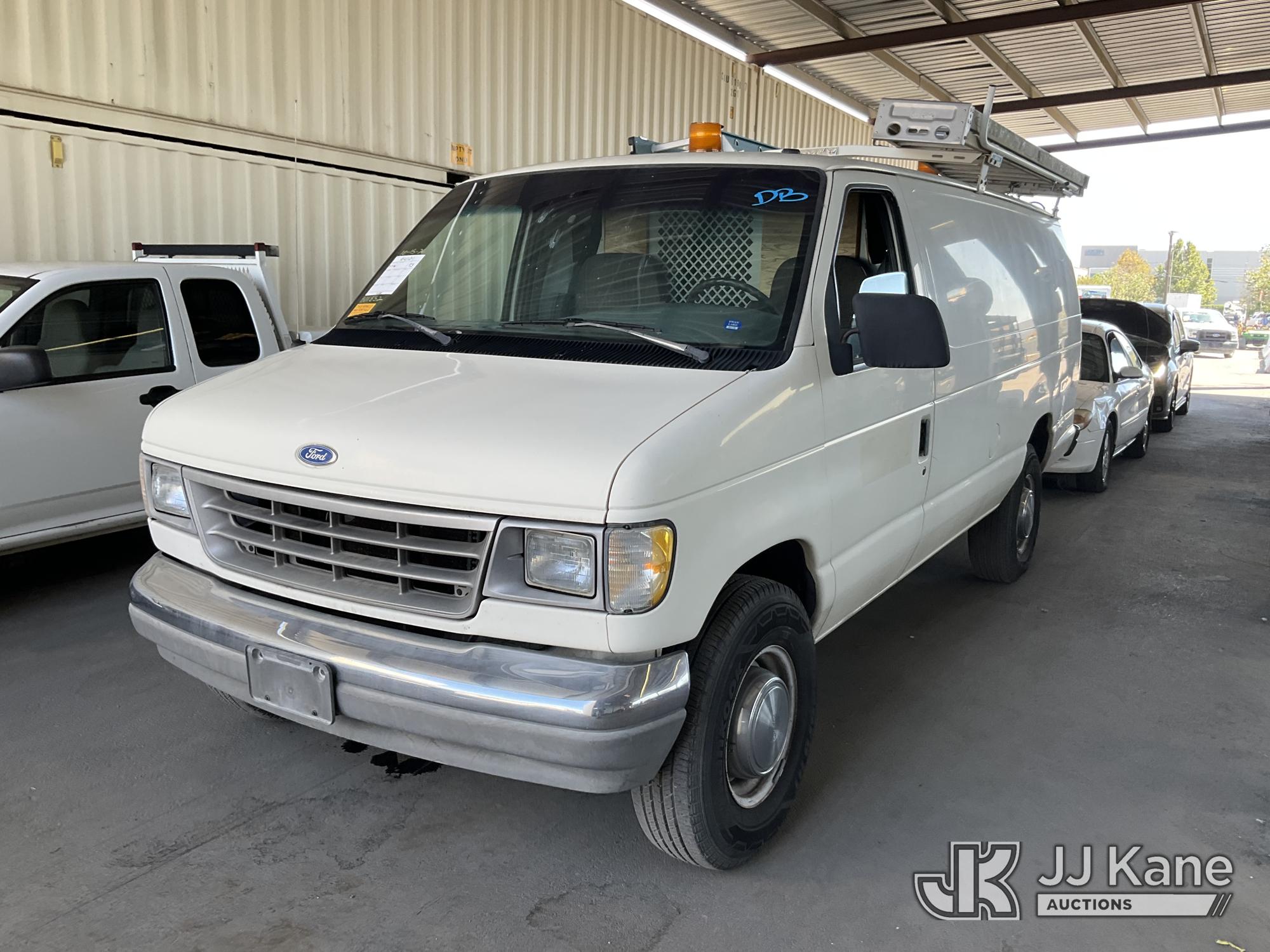 1993 Ford Econoline Cargo Van (1641121)