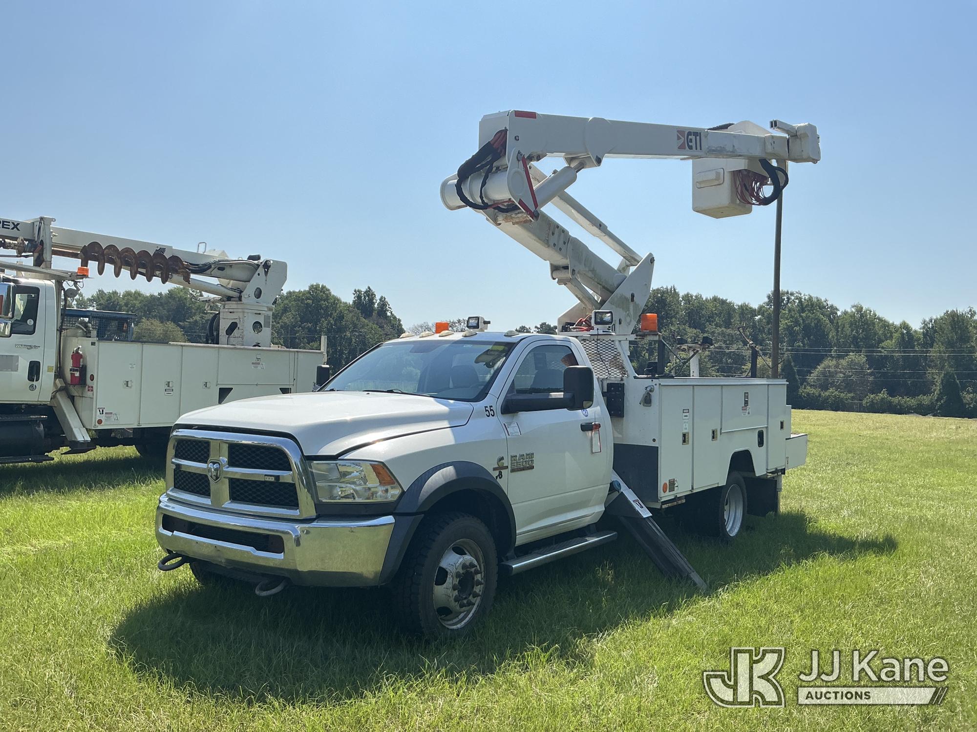 Photo of 2014 Ram 5500 4x4