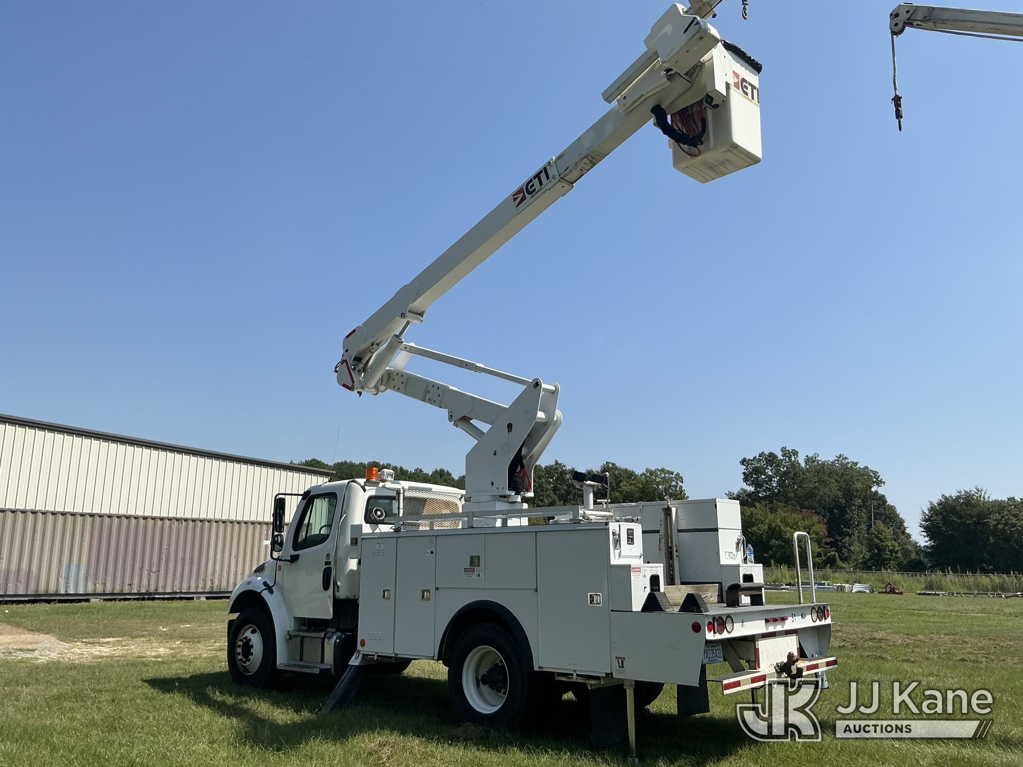 2016 Freightliner M2 106
