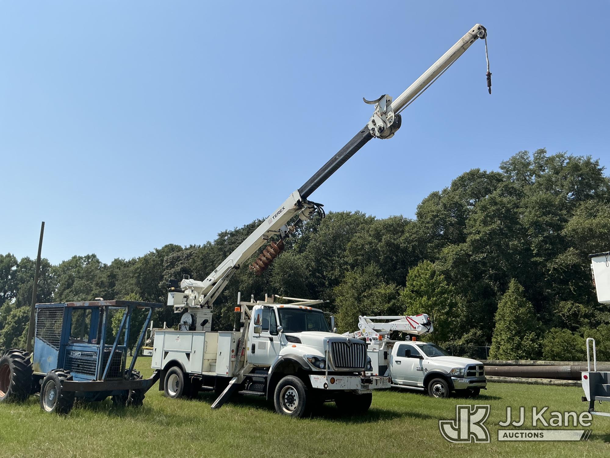 2009 International 7400 4x4