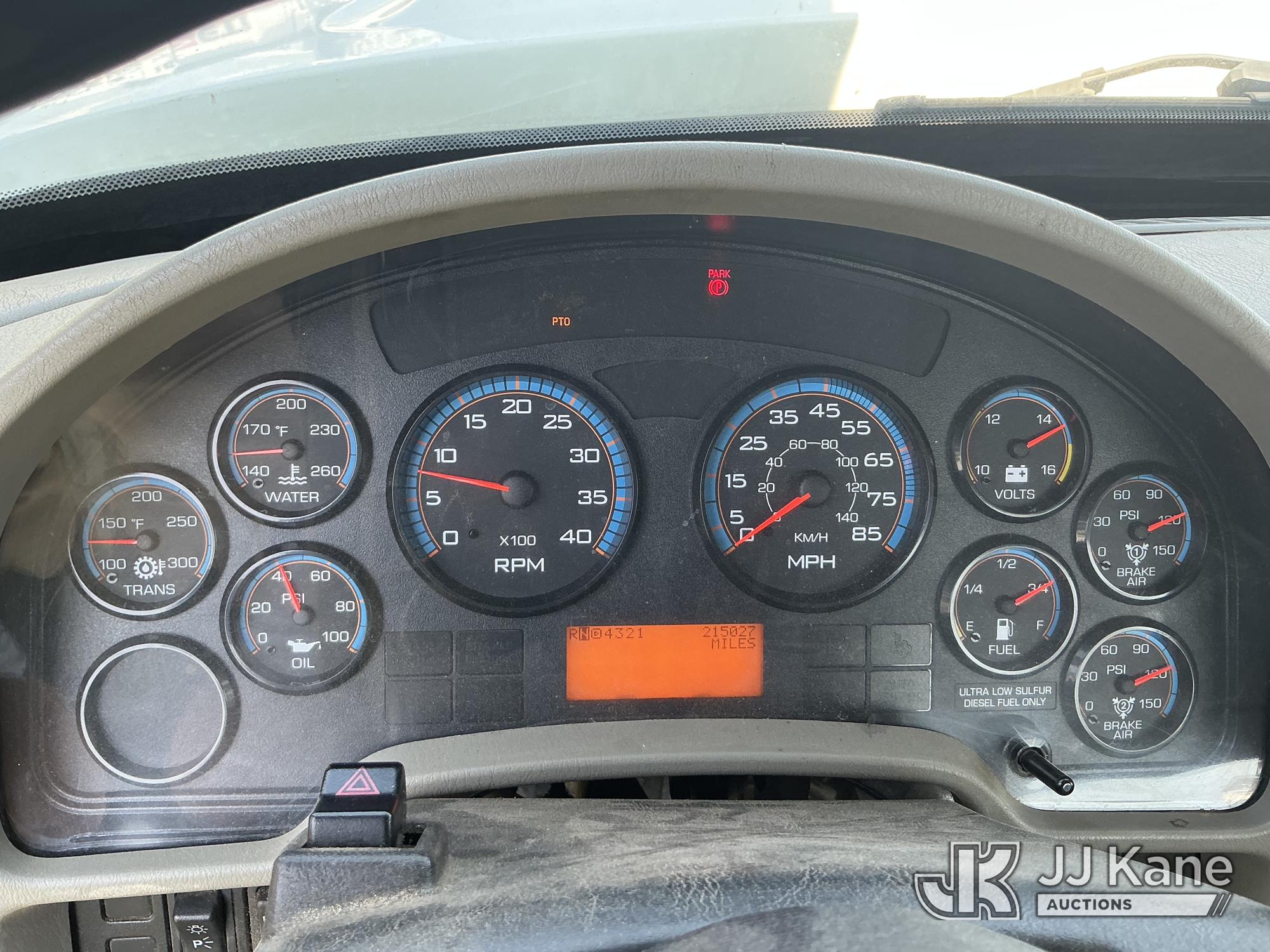 2009 International 7400 4x4