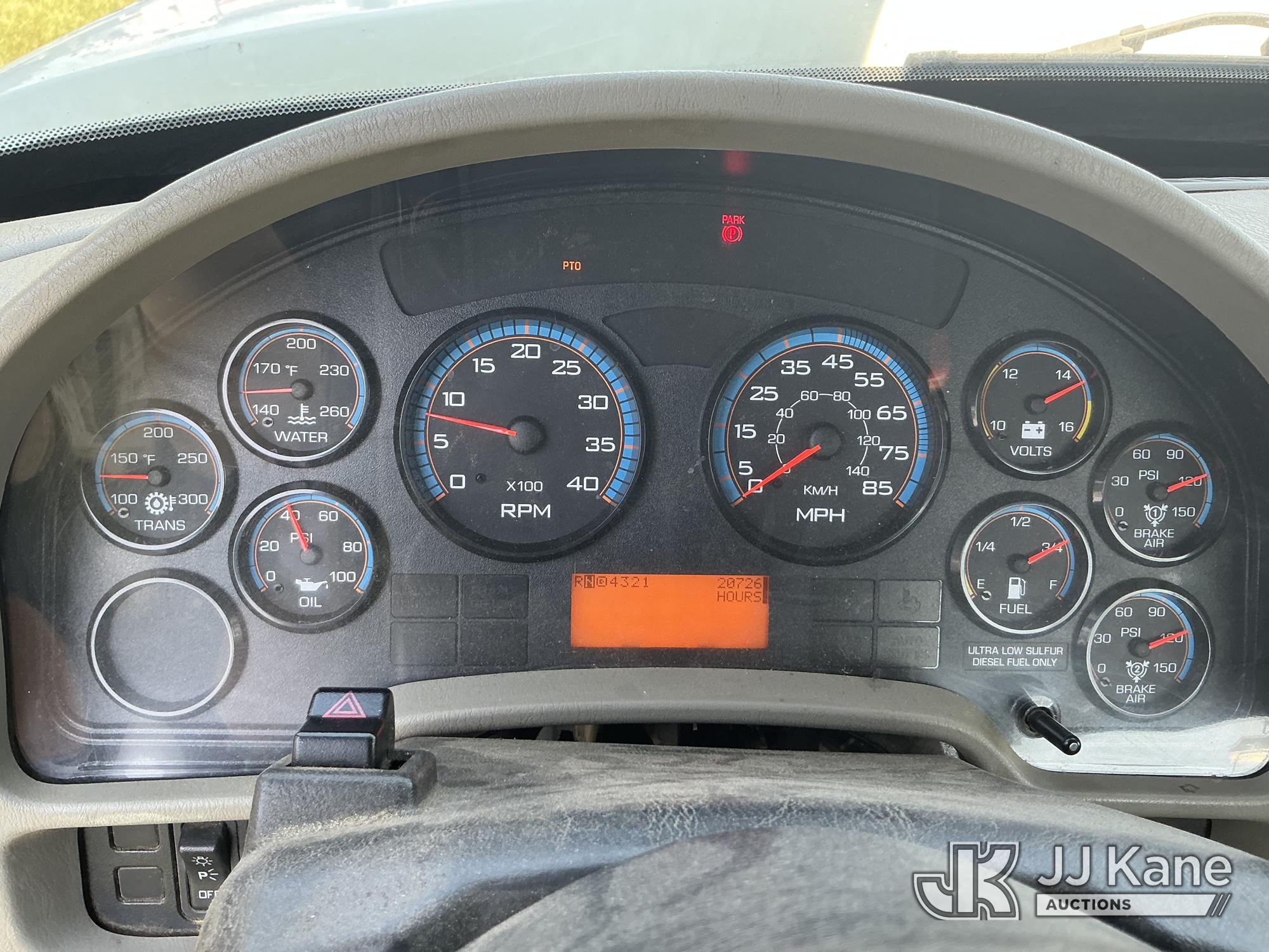 2009 International 7400 4x4