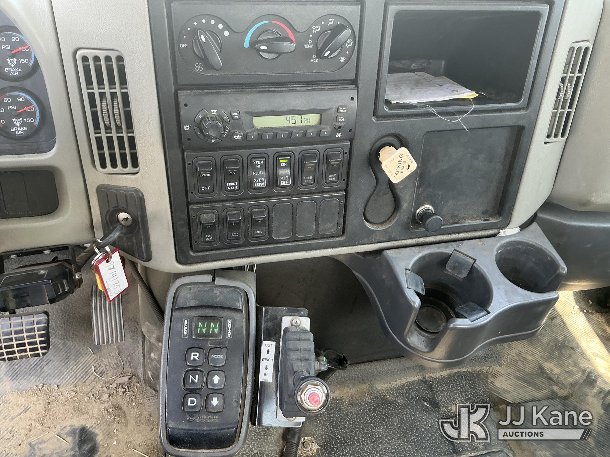 2009 International 7400 4x4