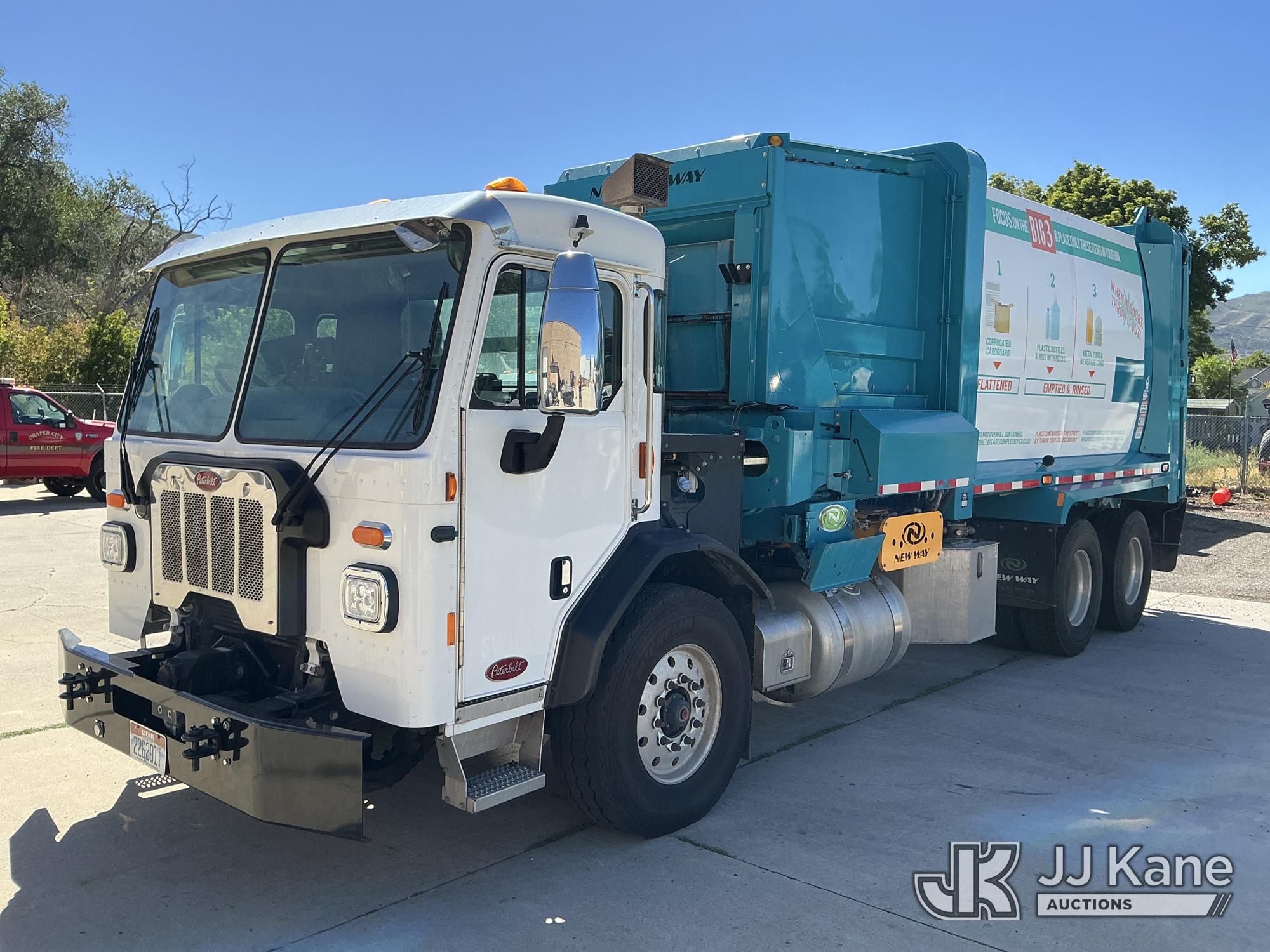 Photo of 2024 Peterbilt 520