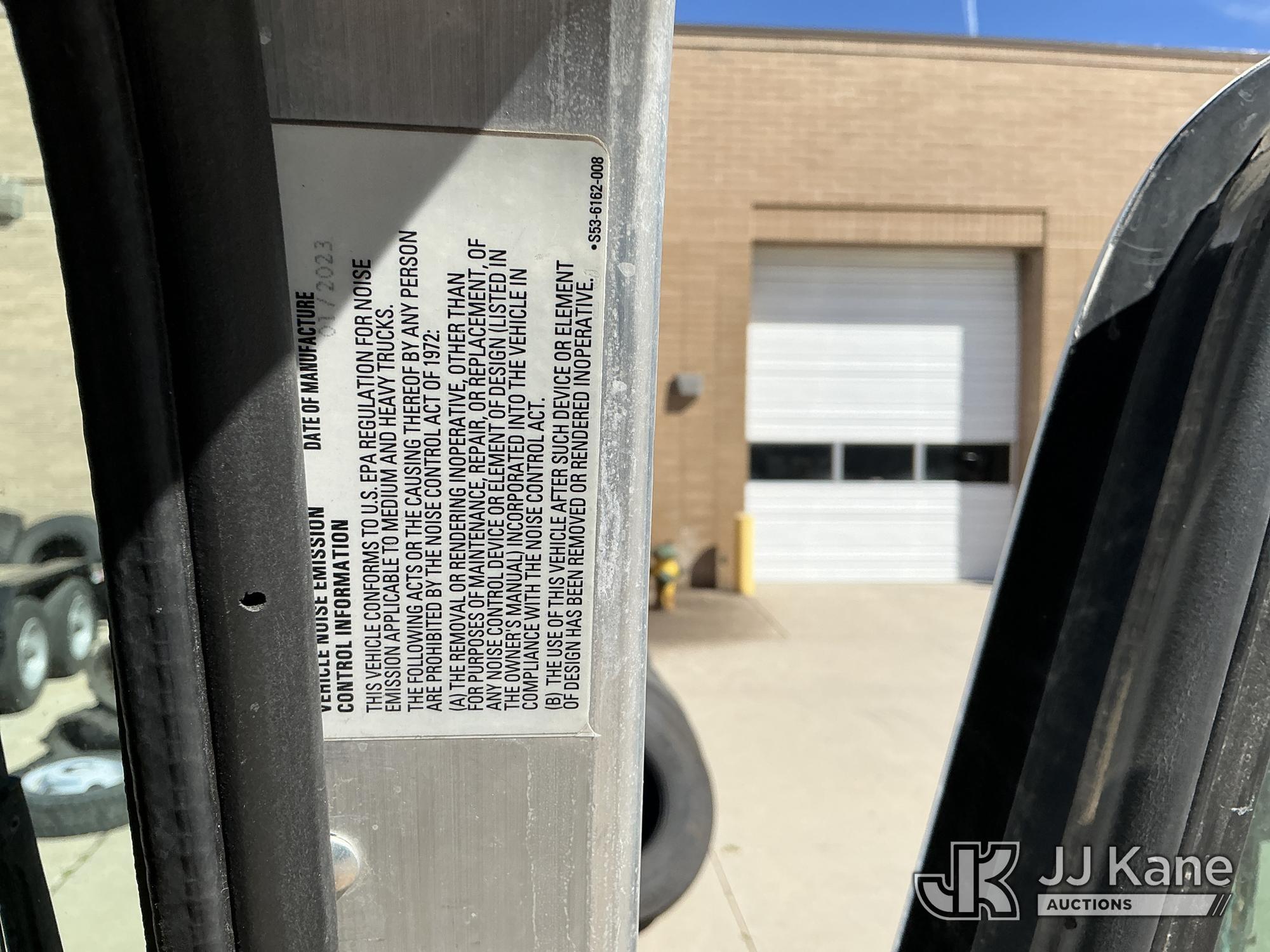 2024 Peterbilt 520