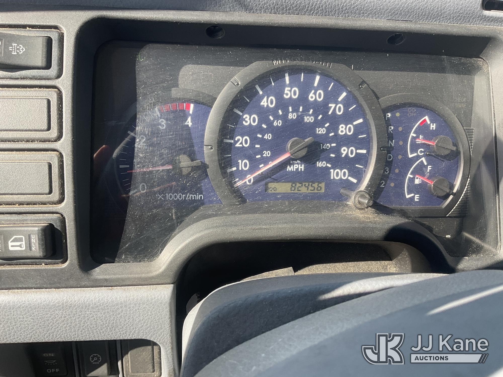 2008 Mitsubishi FE85D