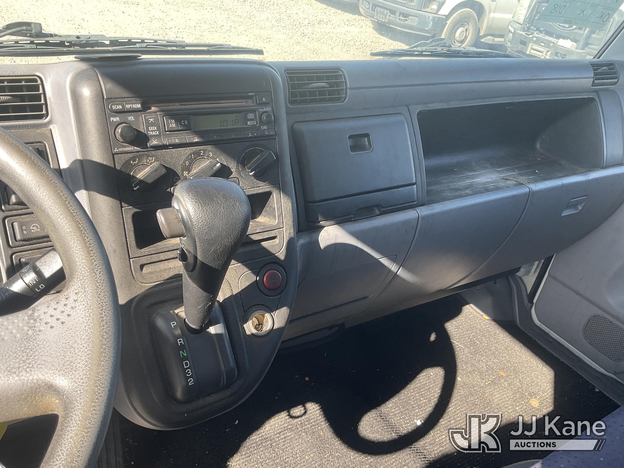 2008 Mitsubishi FE85D