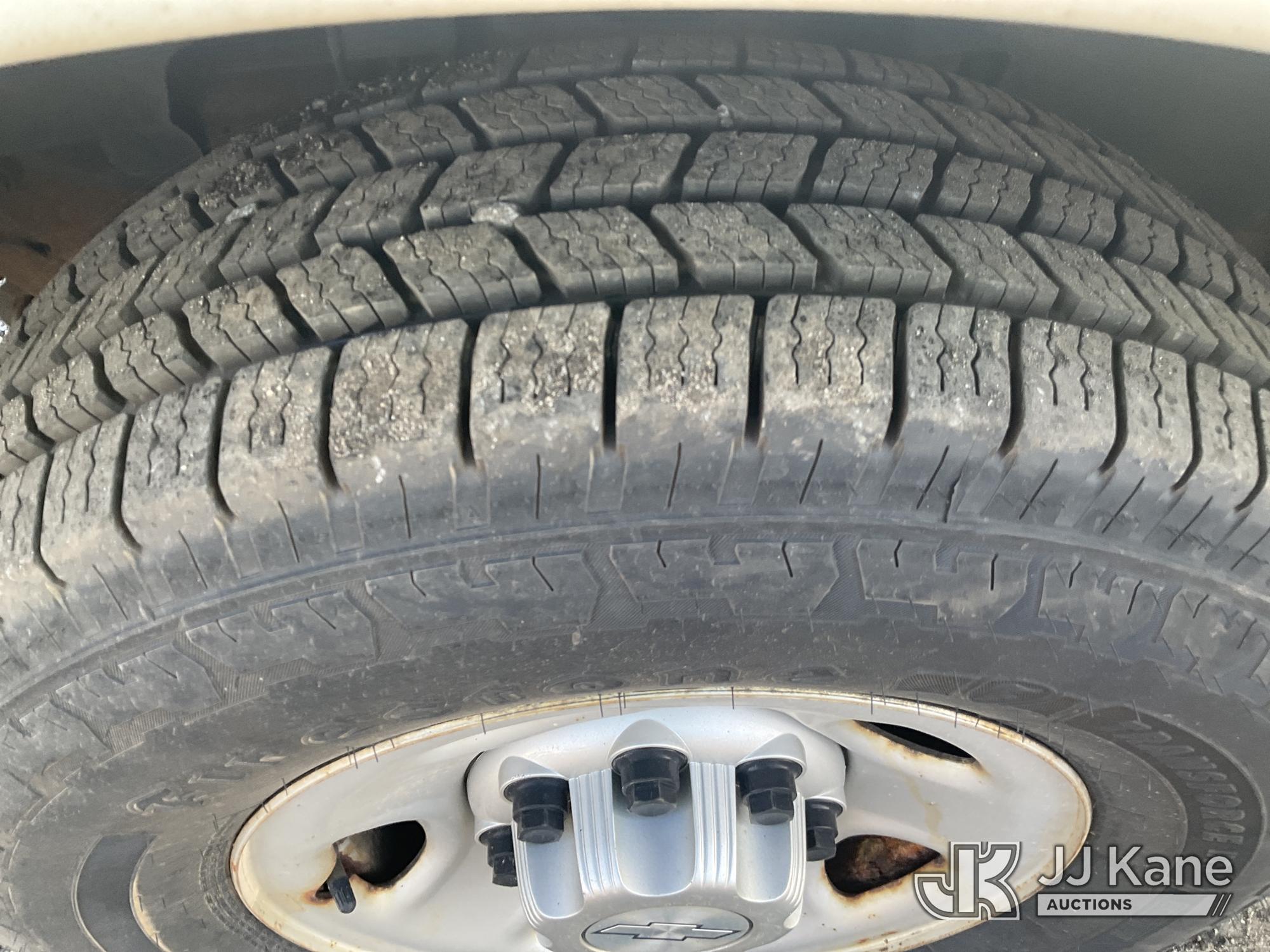 2016 Chevrolet Express G2500