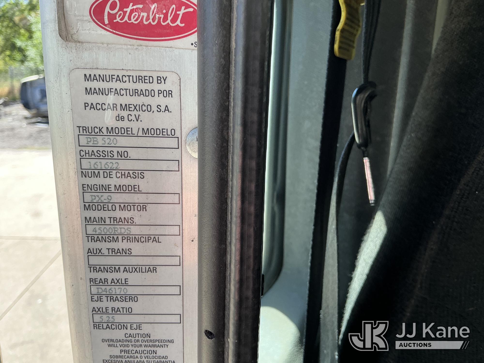2018 Peterbilt 520