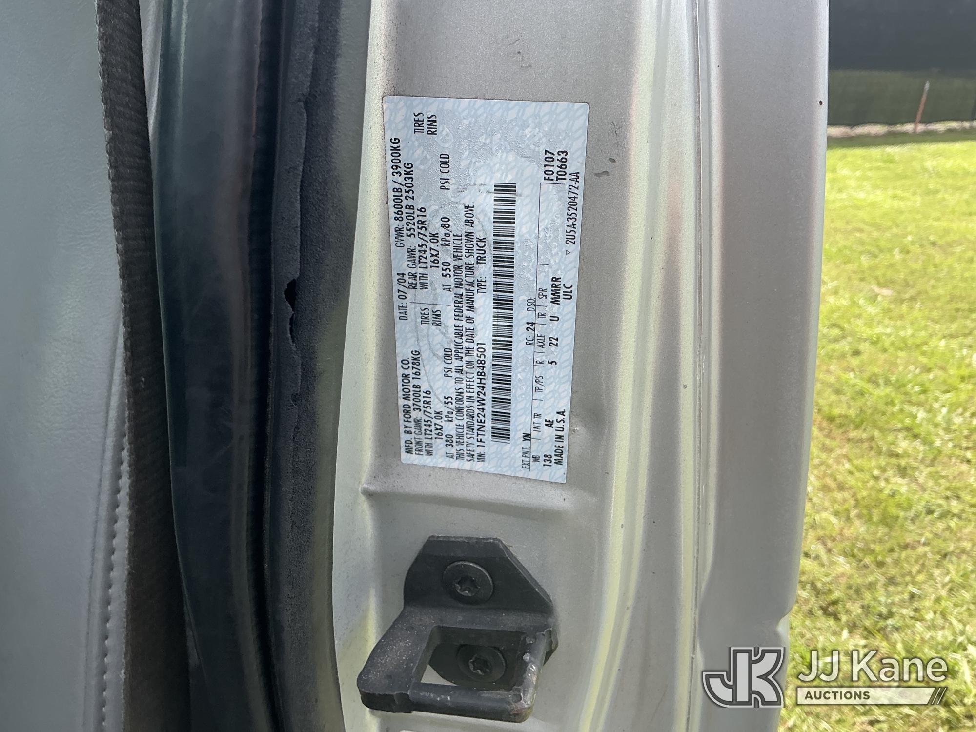 2004 Ford ECONOLINE
