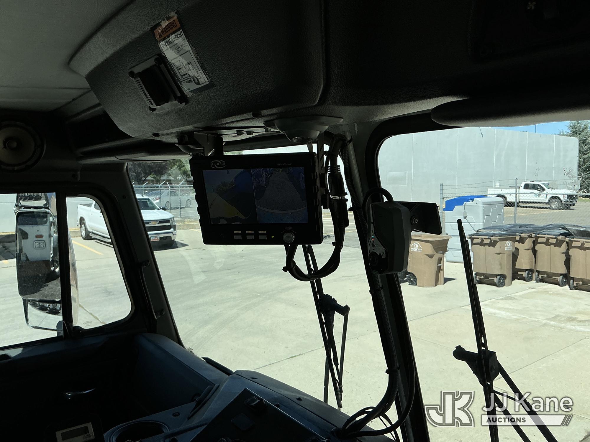 2020 Peterbilt 520