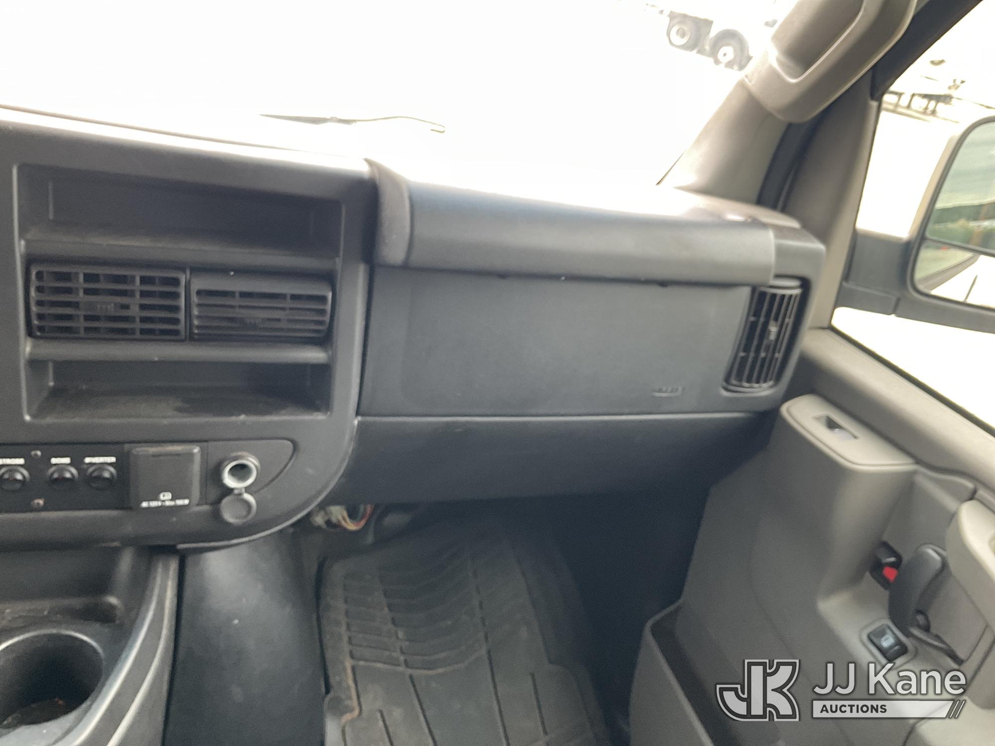 2018 Chevrolet Express G2500