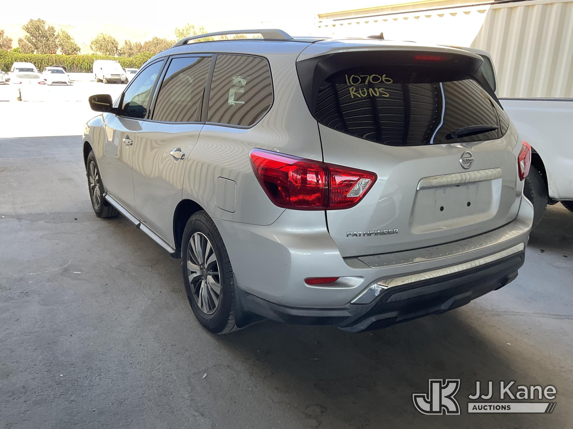 2017 Nissan PATHFINDER