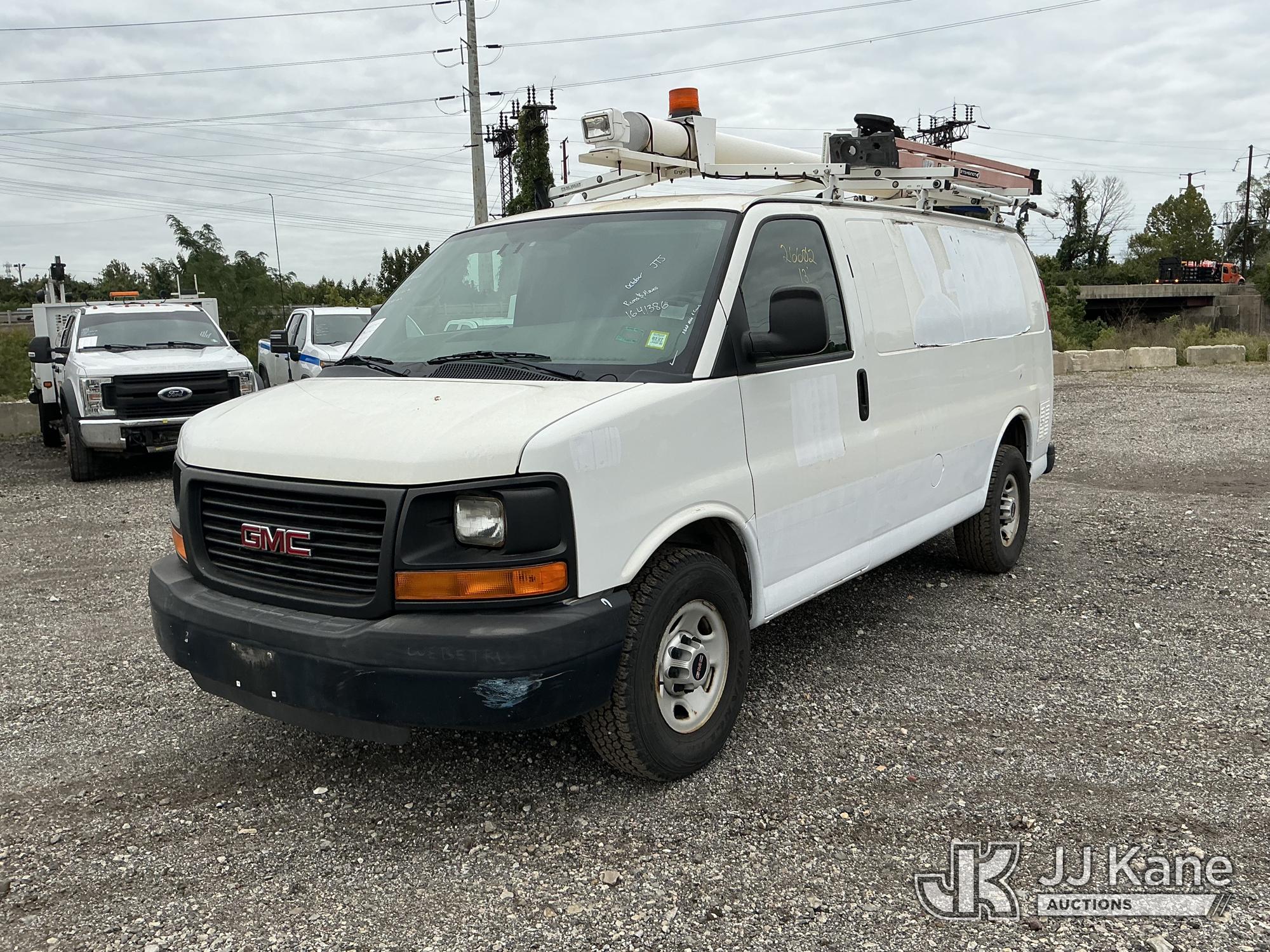 Photo of 2013 GMC Savana G3500