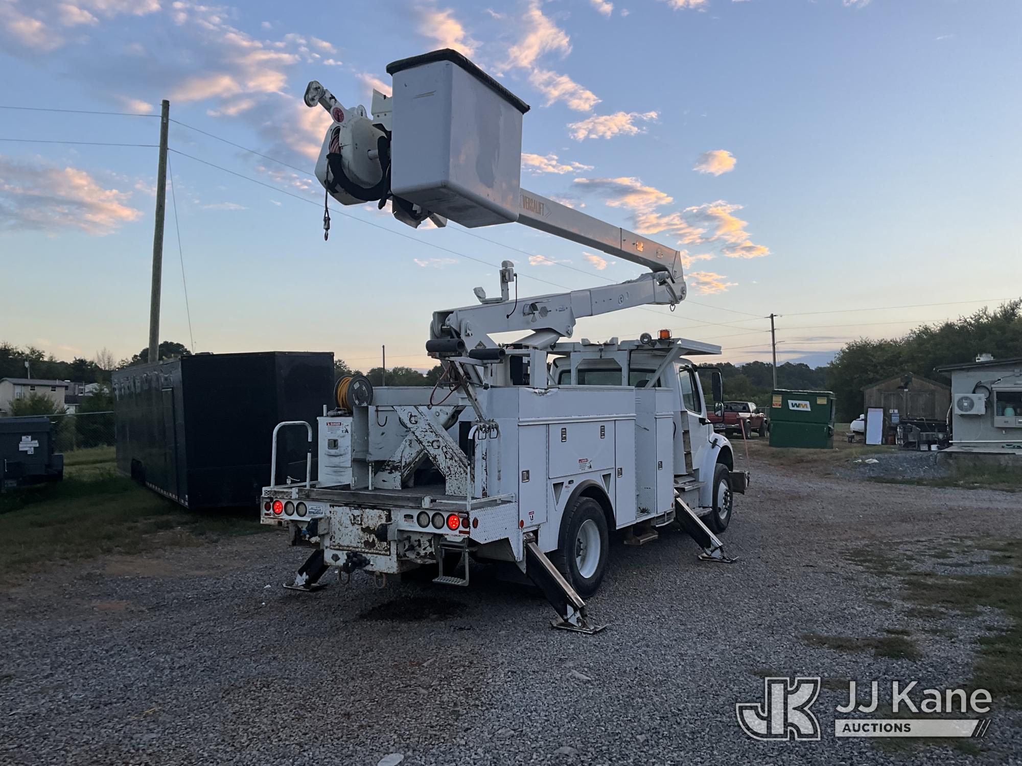 2015 Freightliner M2 106