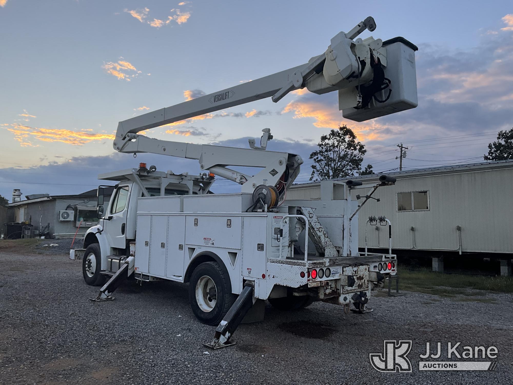 2015 Freightliner M2 106