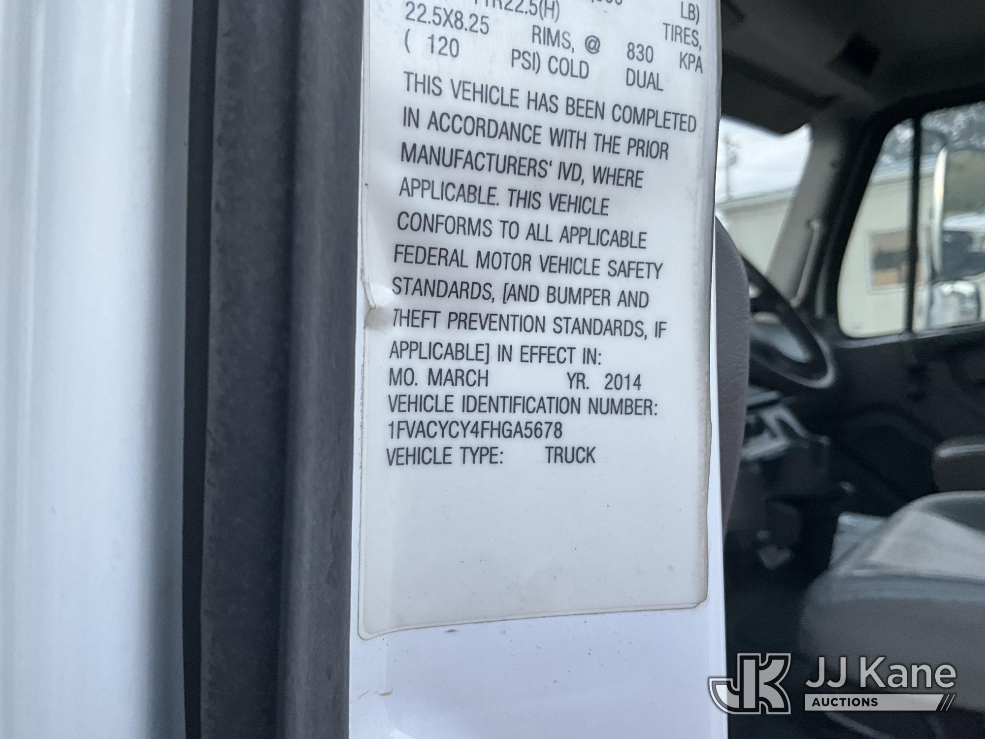 2015 Freightliner M2 106
