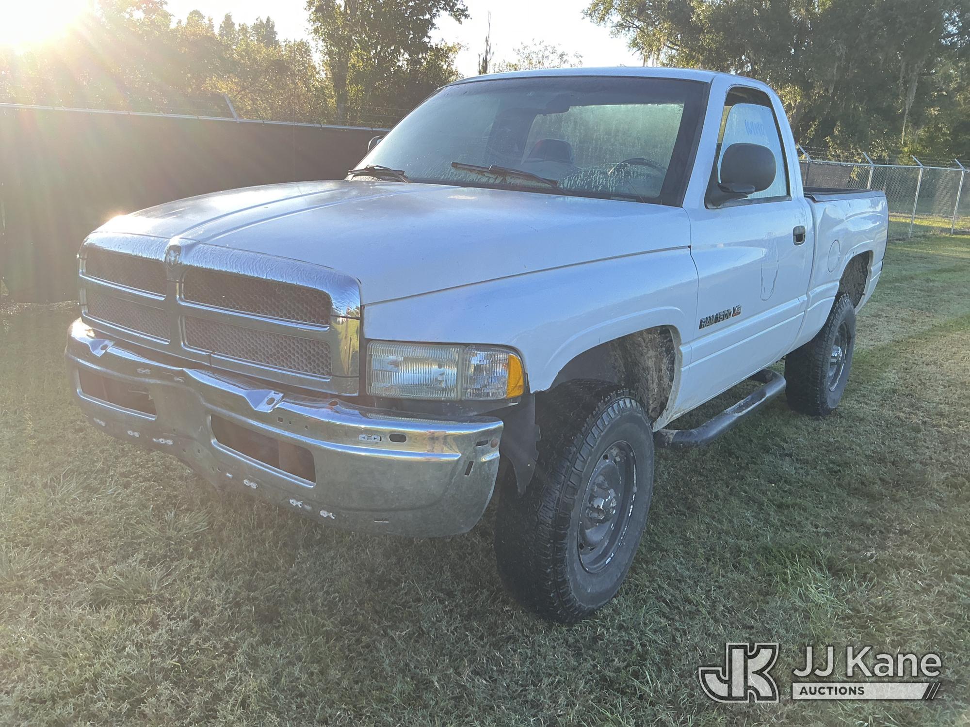 Photo of 2001 Dodge Ram 1500