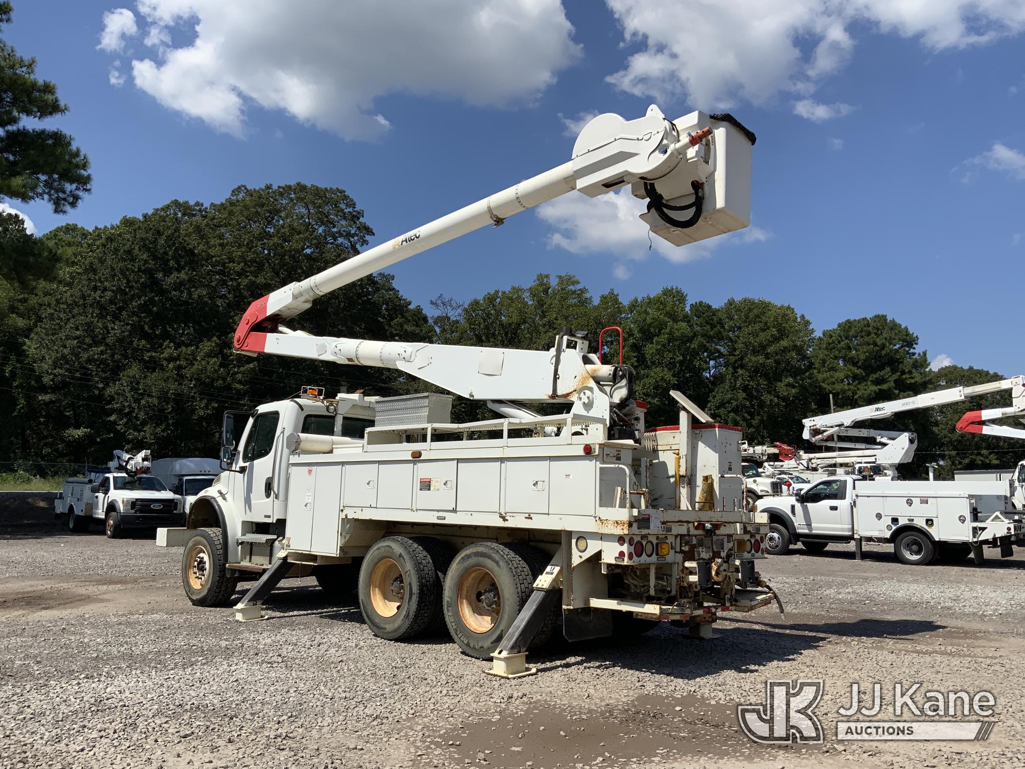 2010 Freightliner M2 106